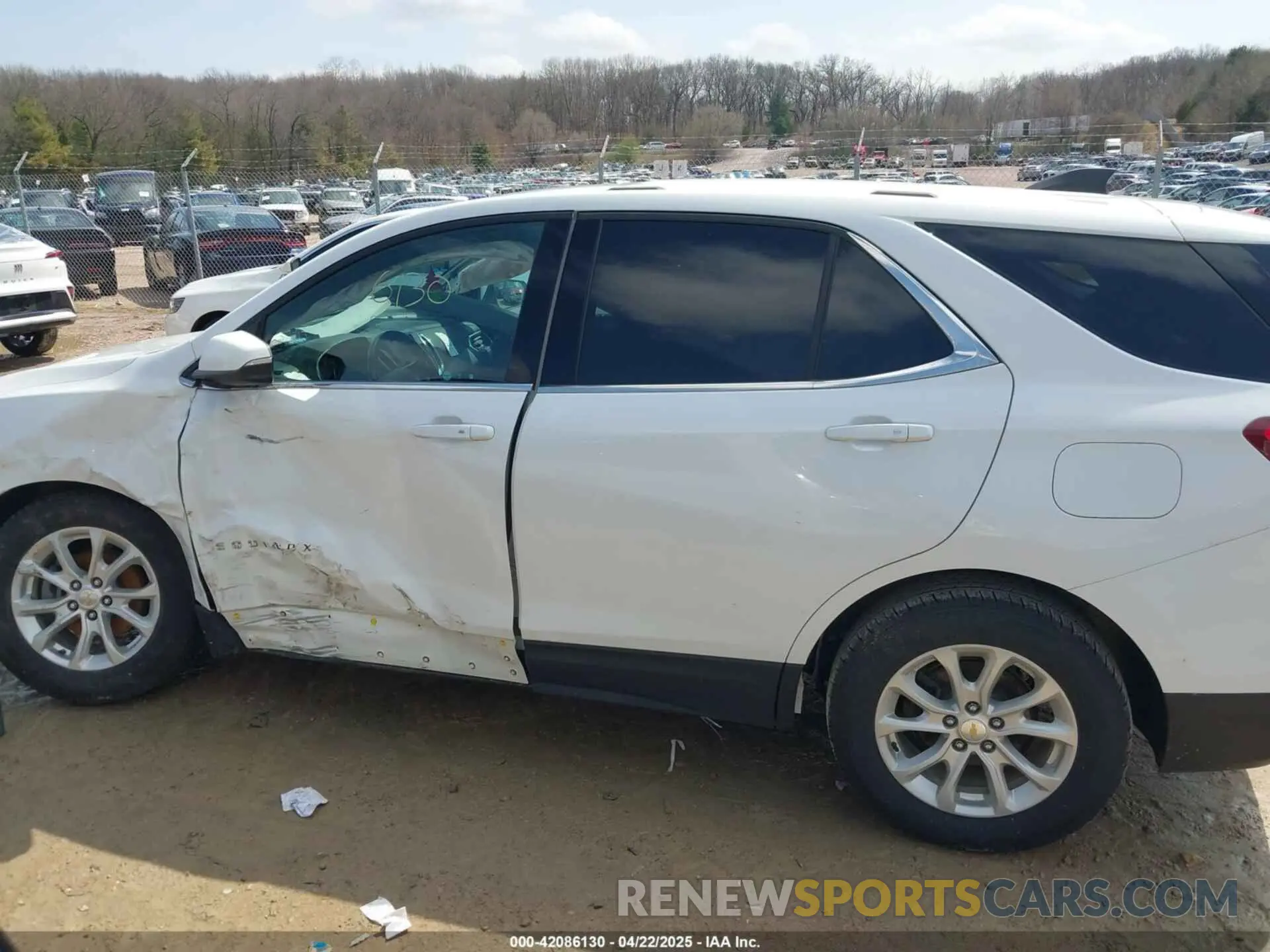 14 Photograph of a damaged car 2GNAXTEV1K6255280 CHEVROLET EQUINOX 2019