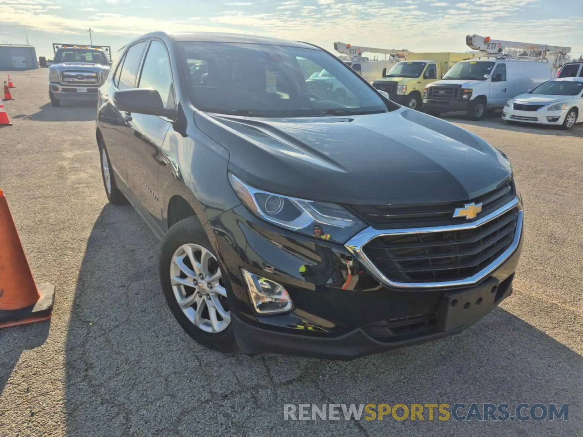 20 Photograph of a damaged car 2GNAXTEV1K6256770 CHEVROLET EQUINOX 2019