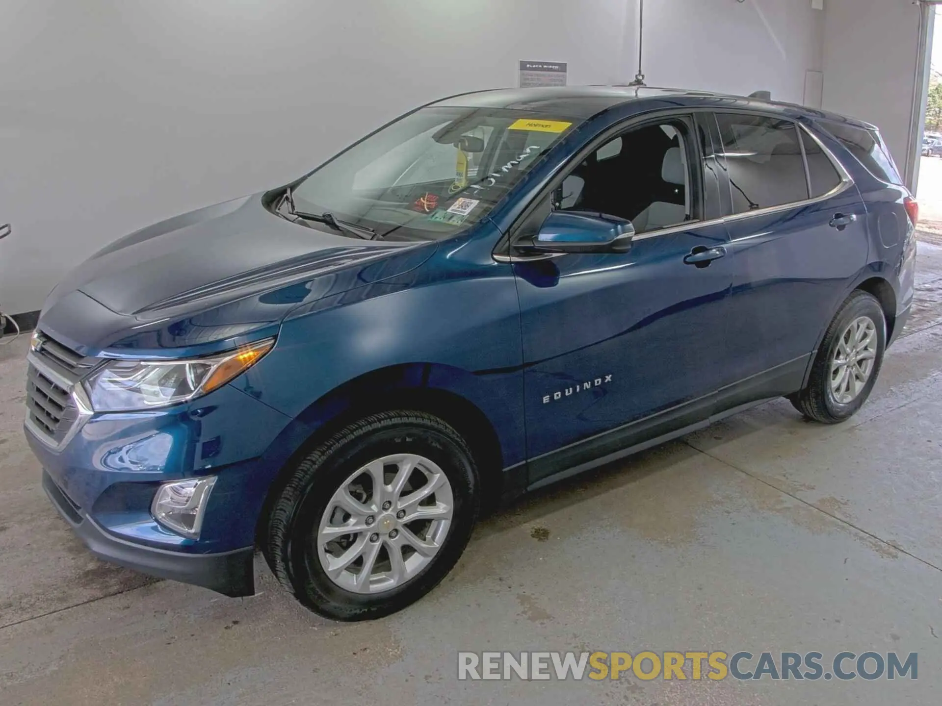 39 Photograph of a damaged car 2GNAXTEV1K6258020 CHEVROLET EQUINOX 2019