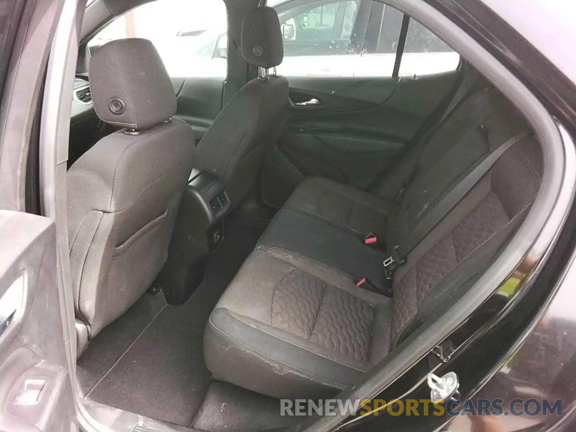 20 Photograph of a damaged car 2GNAXTEV1K6259765 CHEVROLET EQUINOX 2019