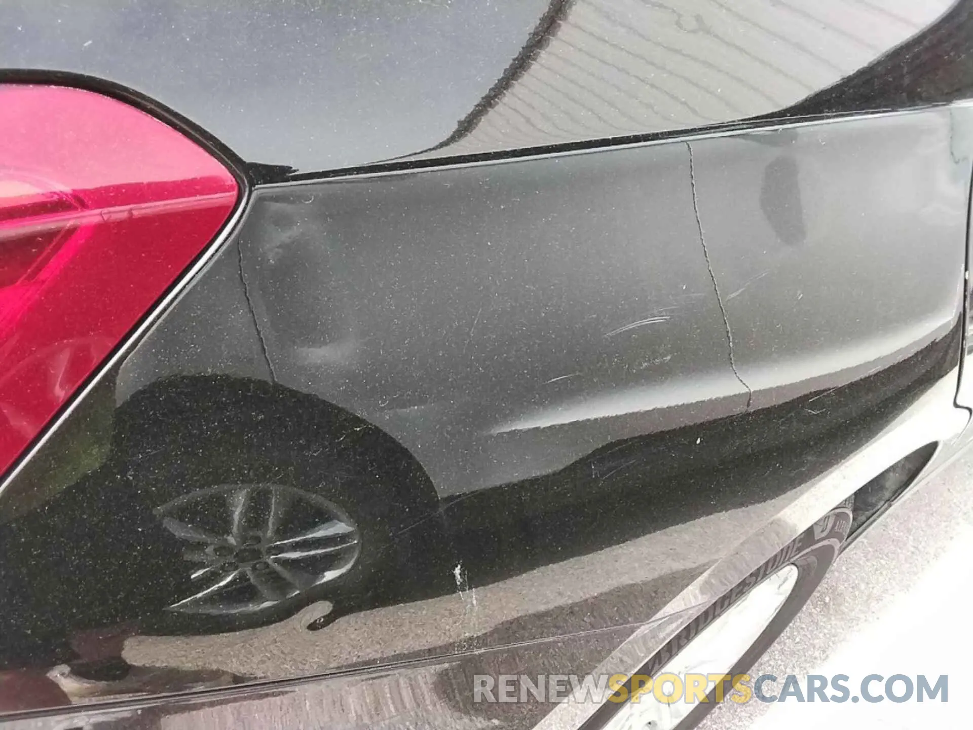 6 Photograph of a damaged car 2GNAXTEV1K6259765 CHEVROLET EQUINOX 2019