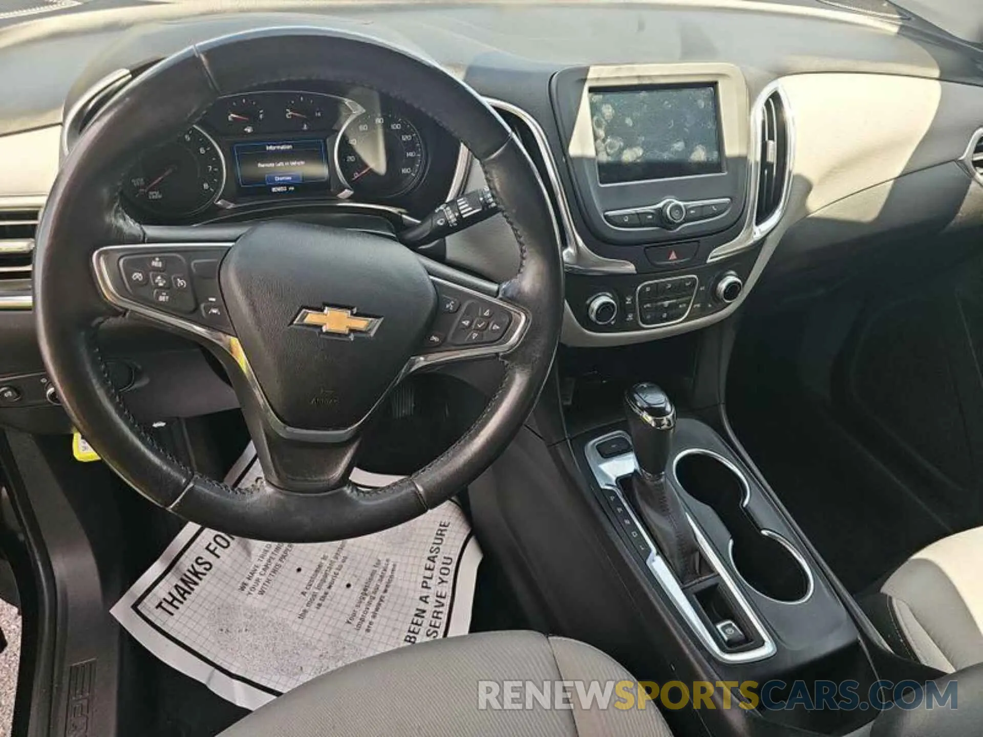 10 Photograph of a damaged car 2GNAXTEV1K6275609 CHEVROLET EQUINOX 2019