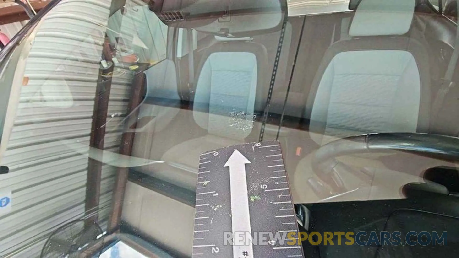 15 Photograph of a damaged car 2GNAXTEV1K6275609 CHEVROLET EQUINOX 2019