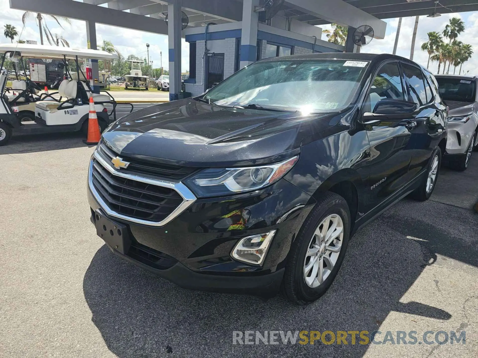 17 Photograph of a damaged car 2GNAXTEV1K6275609 CHEVROLET EQUINOX 2019