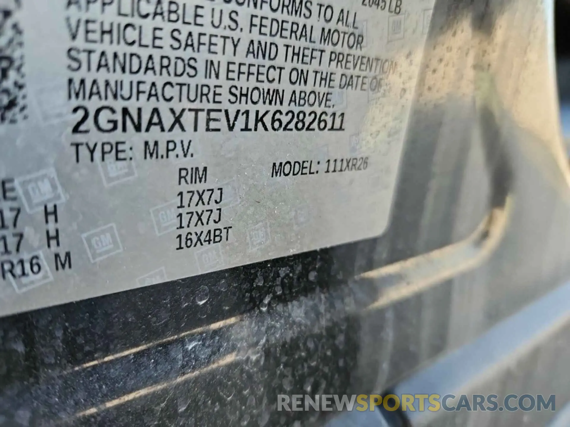 24 Photograph of a damaged car 2GNAXTEV1K6282611 CHEVROLET EQUINOX 2019