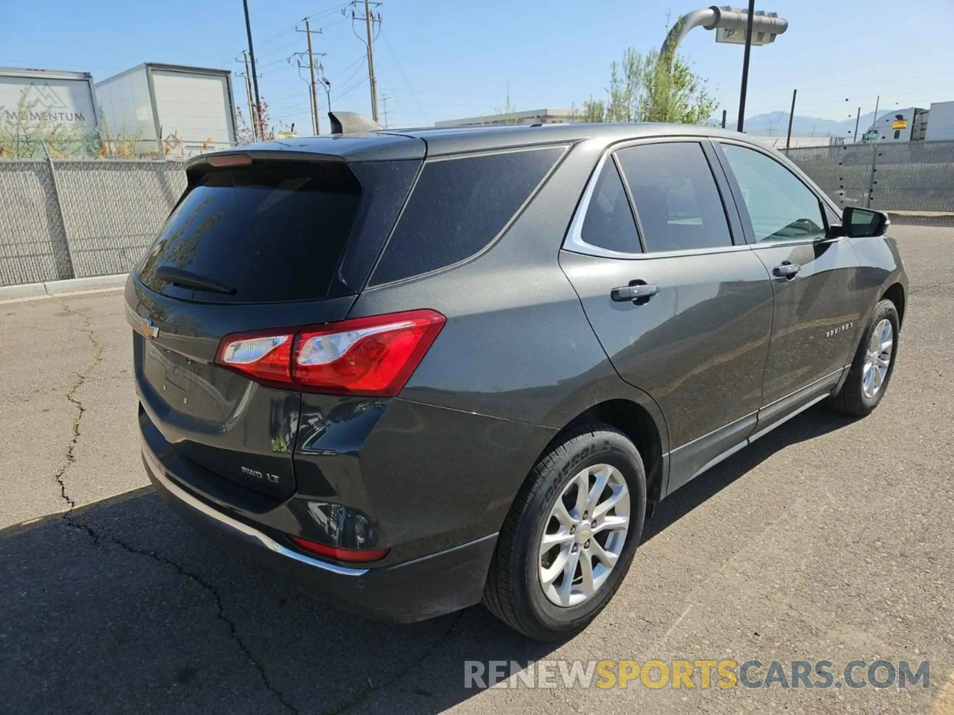 34 Photograph of a damaged car 2GNAXTEV1K6282611 CHEVROLET EQUINOX 2019