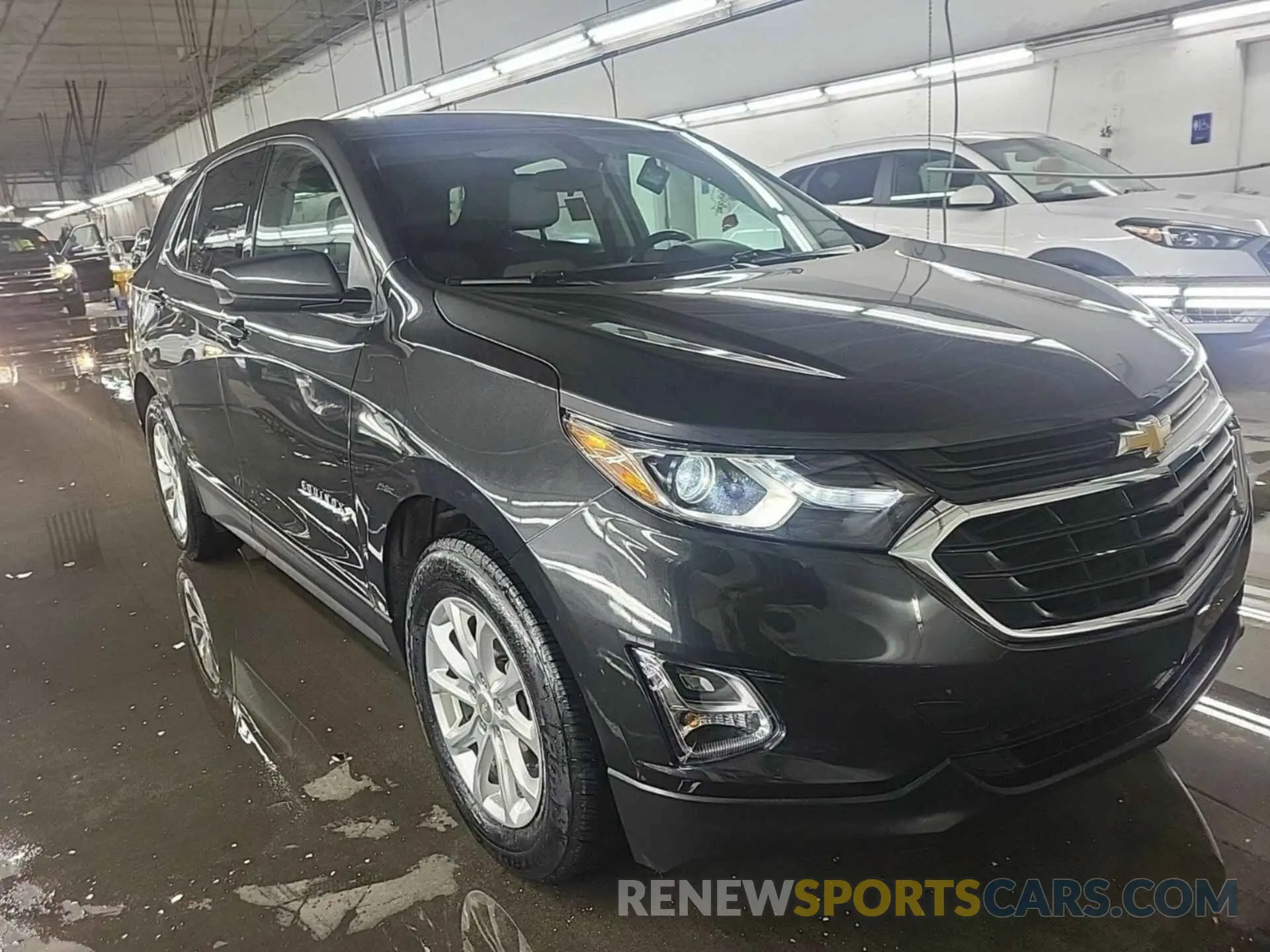 54 Photograph of a damaged car 2GNAXTEV1K6282611 CHEVROLET EQUINOX 2019