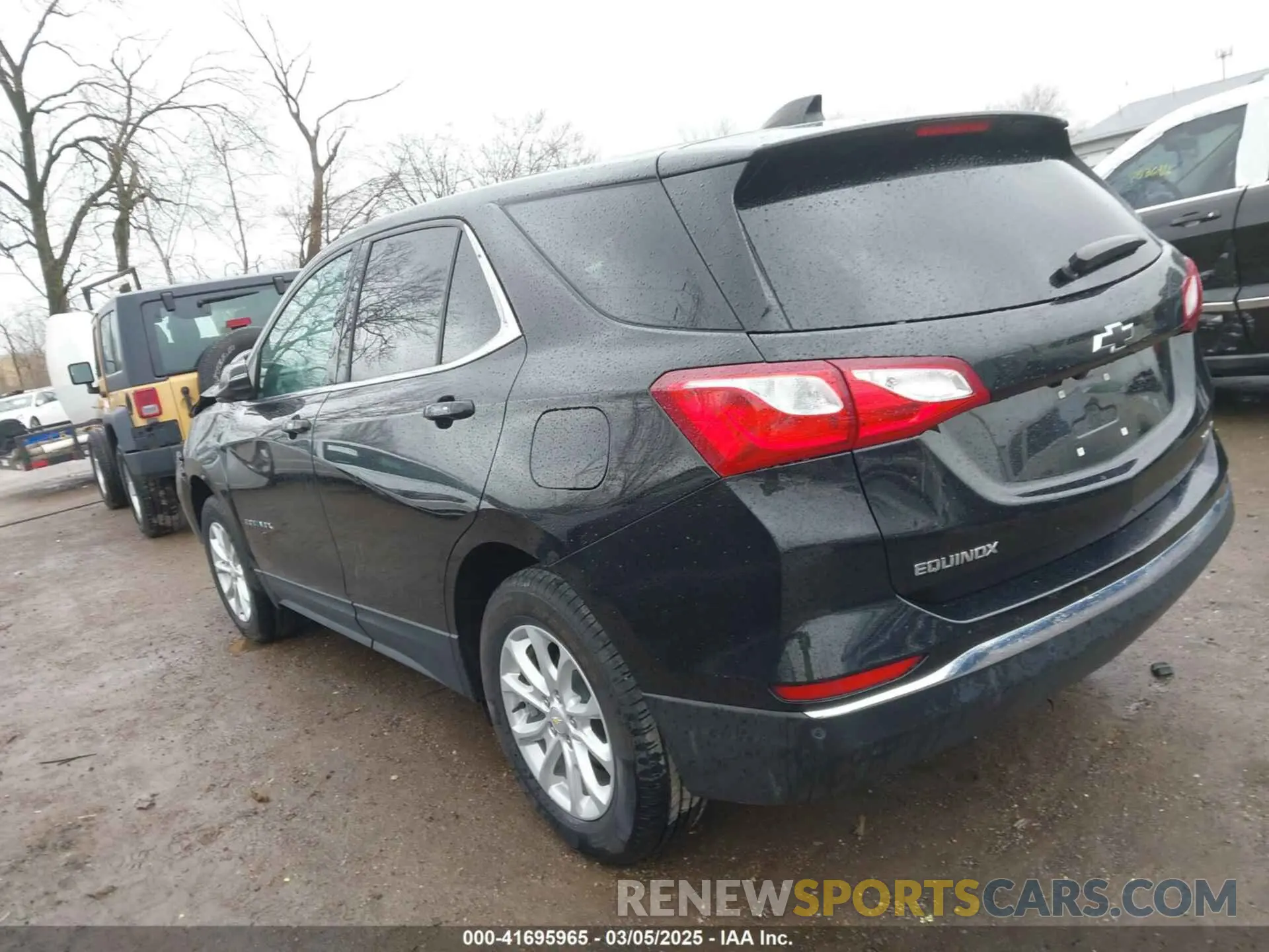 3 Photograph of a damaged car 2GNAXTEV2K6252842 CHEVROLET EQUINOX 2019