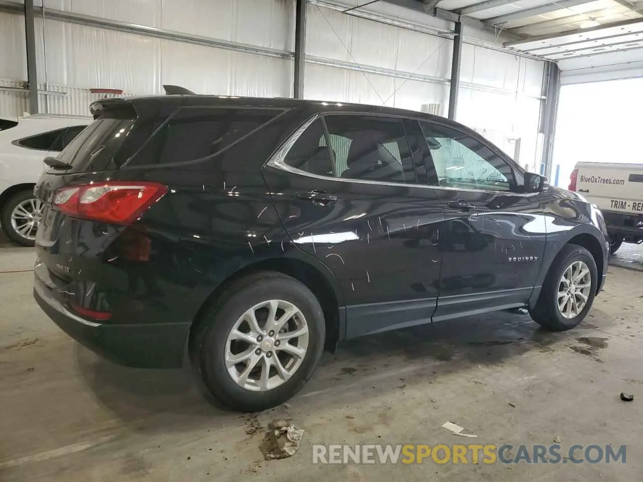 3 Photograph of a damaged car 2GNAXTEV2K6254610 CHEVROLET EQUINOX 2019