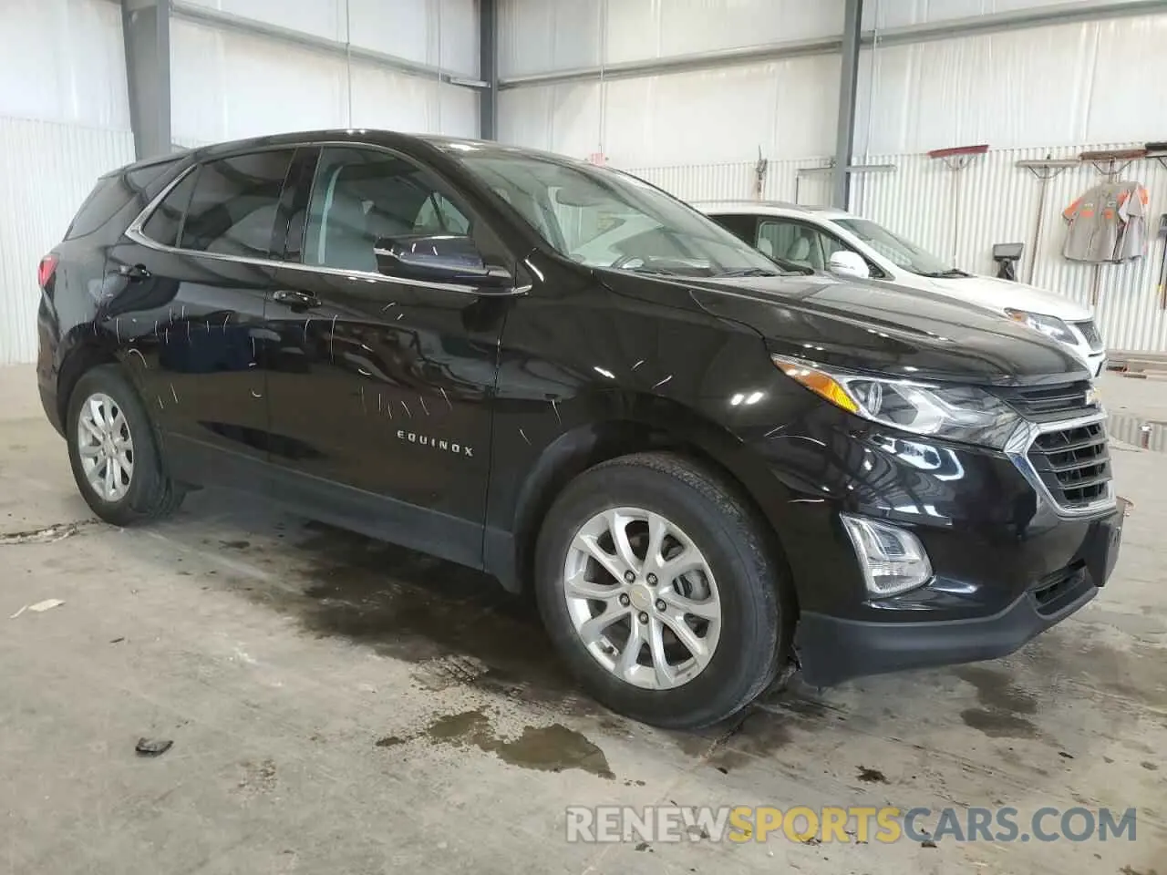 4 Photograph of a damaged car 2GNAXTEV2K6254610 CHEVROLET EQUINOX 2019