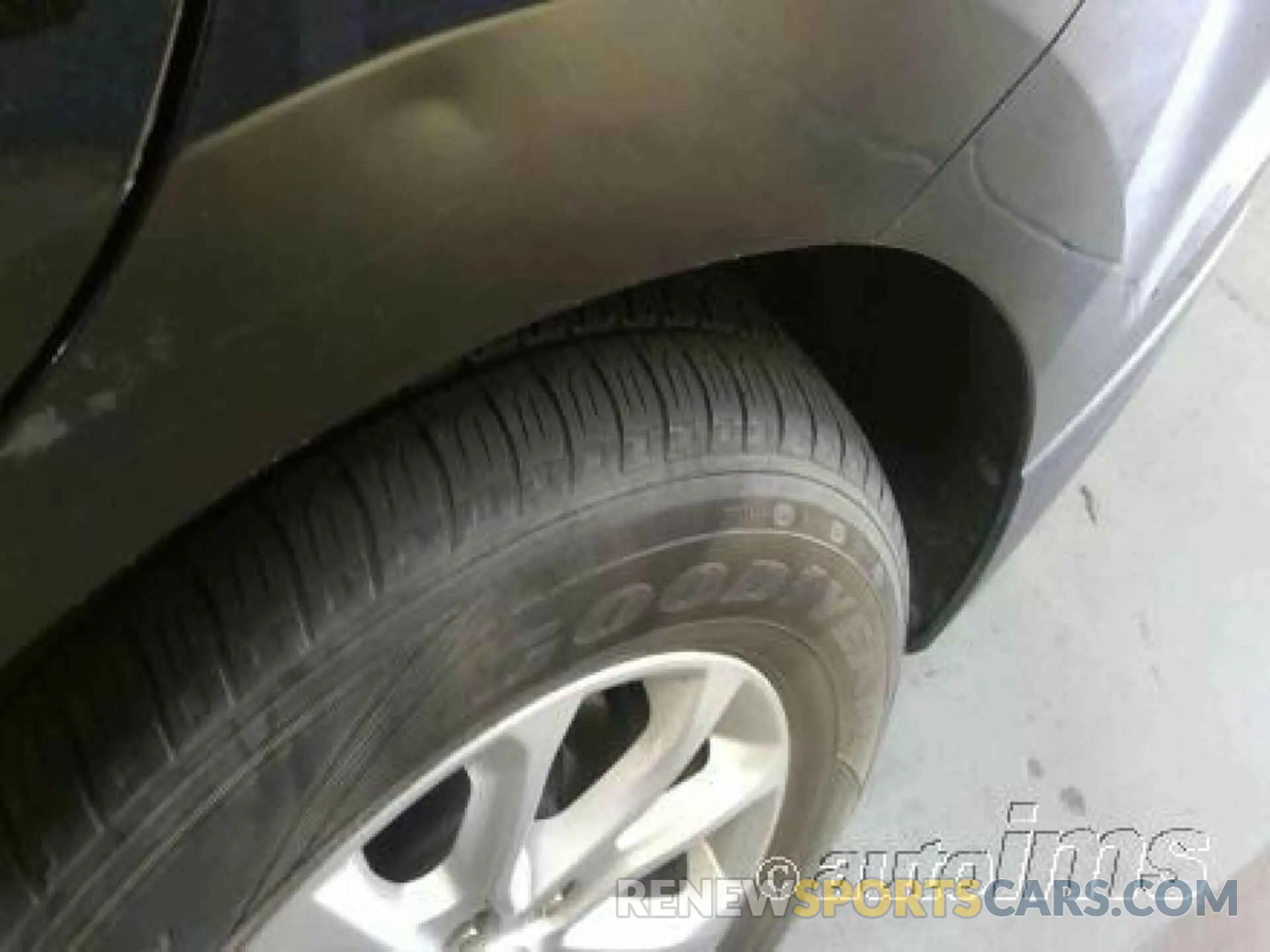1 Photograph of a damaged car 2GNAXTEV2K6264618 CHEVROLET EQUINOX 2019