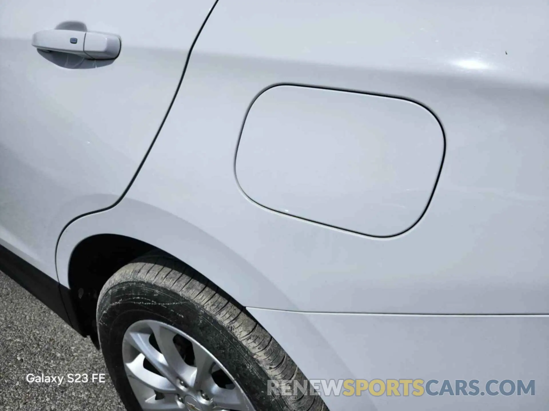 21 Photograph of a damaged car 2GNAXTEV3K6176368 CHEVROLET EQUINOX 2019