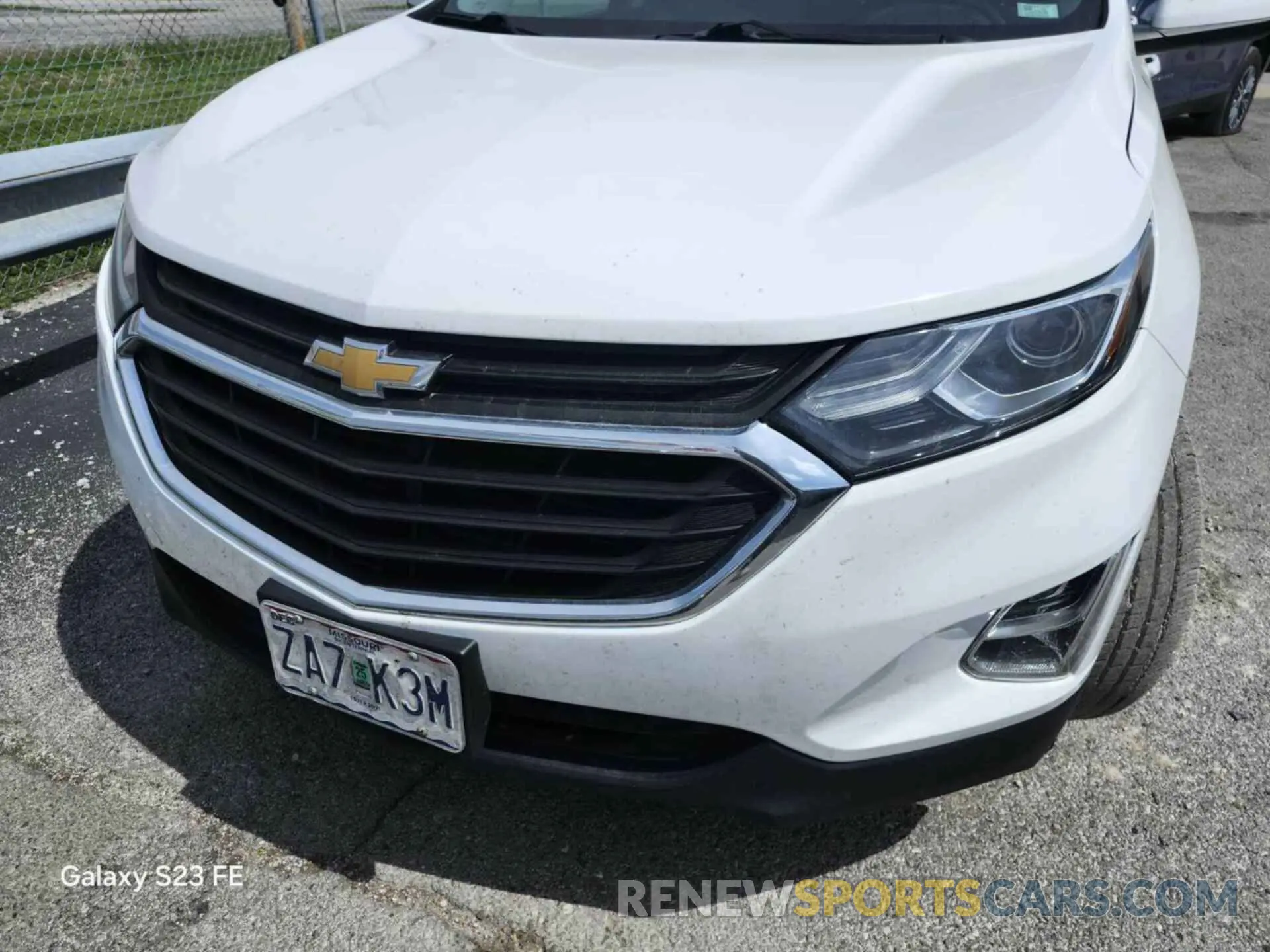 5 Photograph of a damaged car 2GNAXTEV3K6176368 CHEVROLET EQUINOX 2019