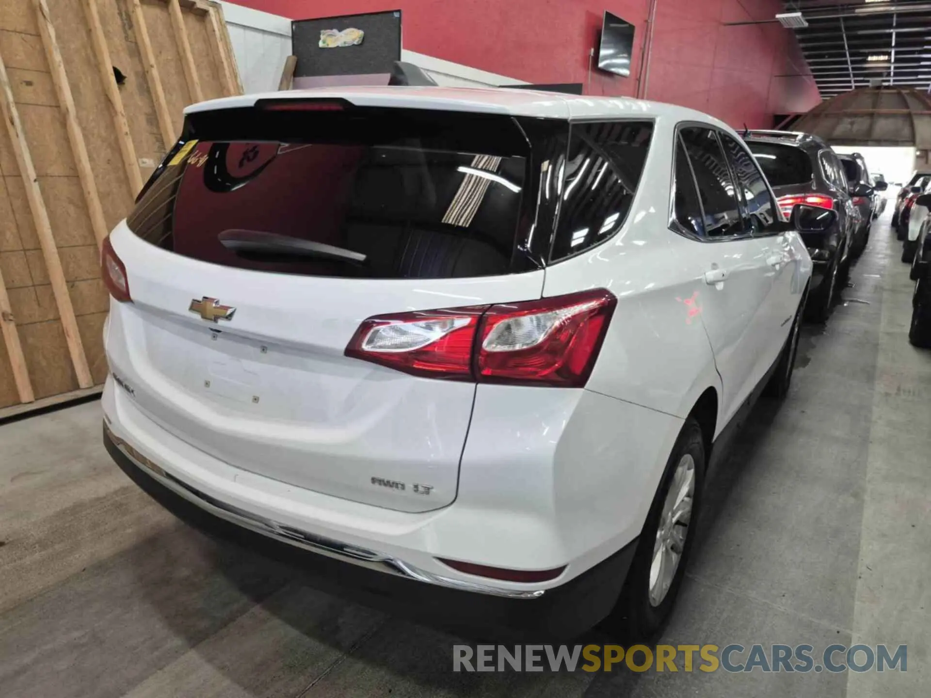 7 Photograph of a damaged car 2GNAXTEV3K6176368 CHEVROLET EQUINOX 2019