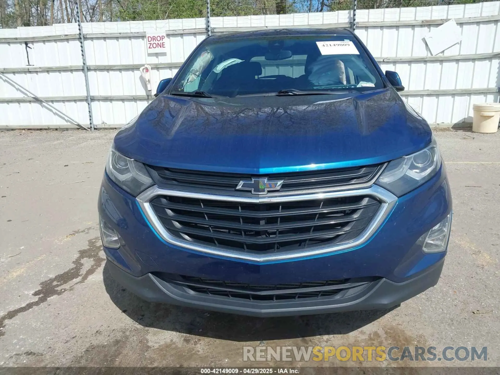 12 Photograph of a damaged car 2GNAXTEV3K6240179 CHEVROLET EQUINOX 2019