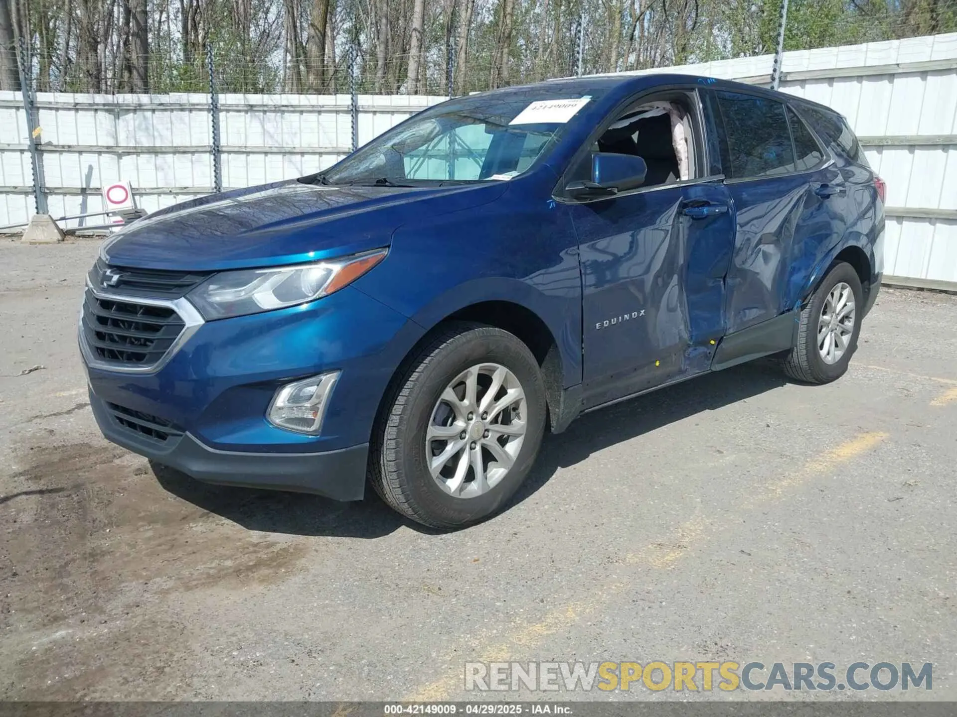 2 Photograph of a damaged car 2GNAXTEV3K6240179 CHEVROLET EQUINOX 2019