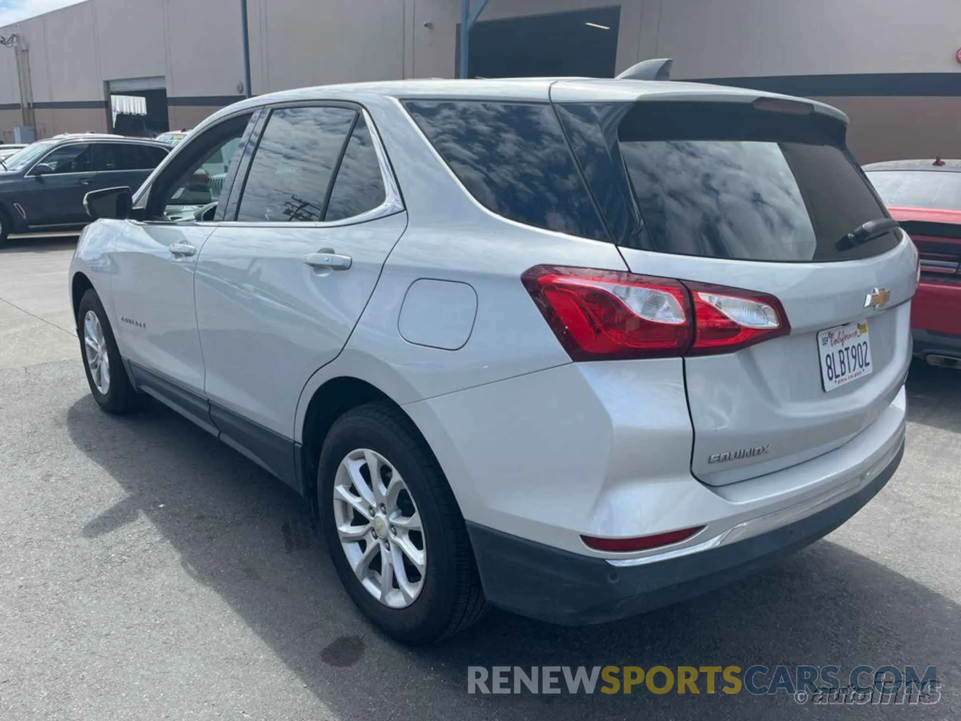 12 Photograph of a damaged car 2GNAXTEV3K6257001 CHEVROLET EQUINOX 2019