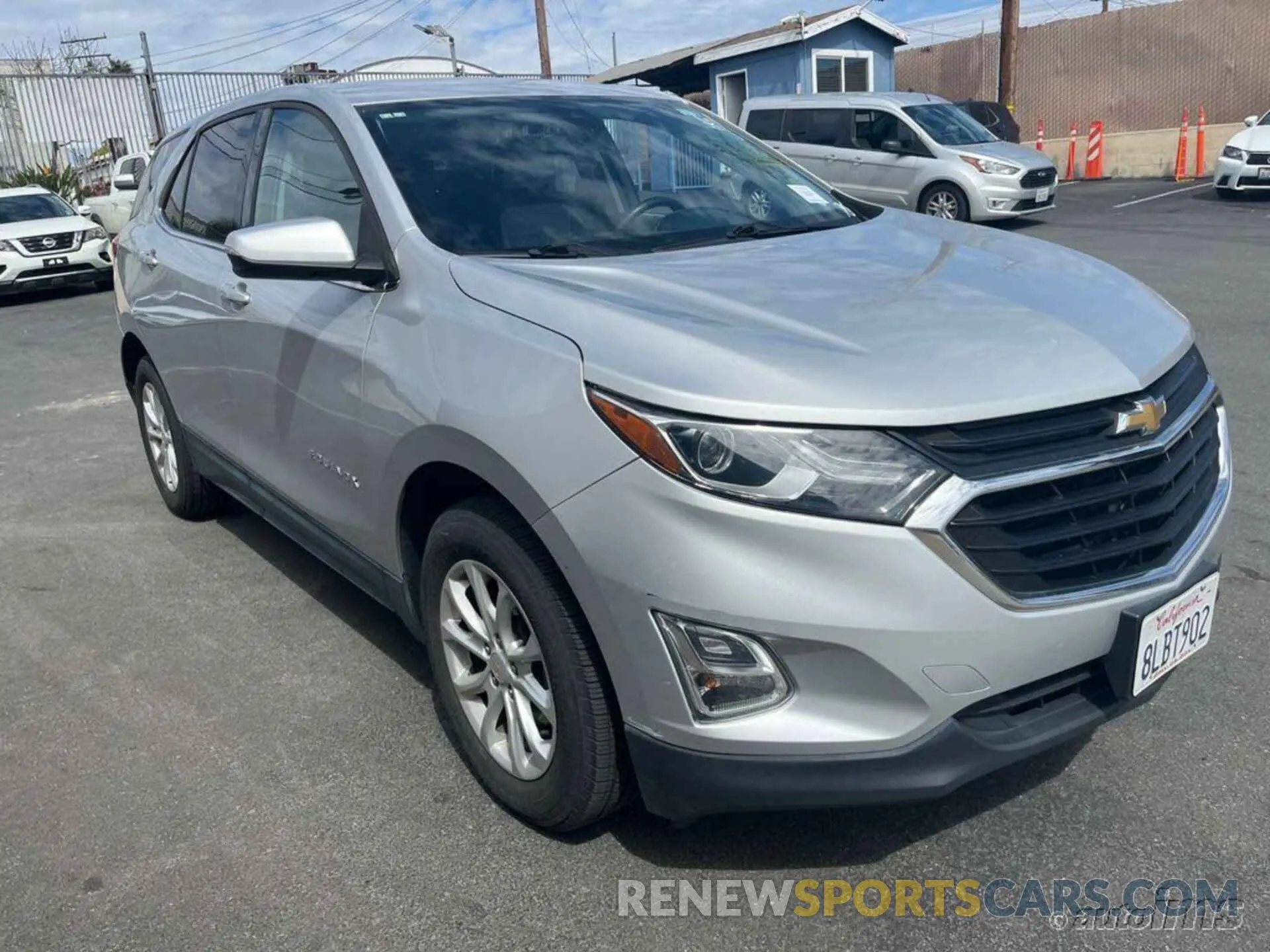 4 Photograph of a damaged car 2GNAXTEV3K6257001 CHEVROLET EQUINOX 2019