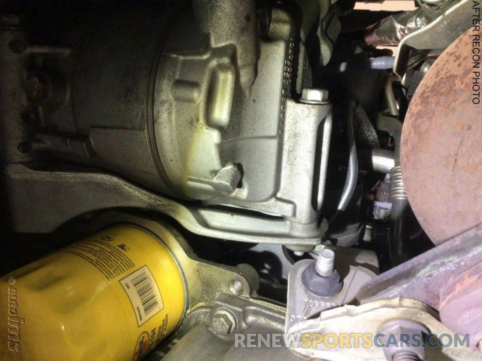 9 Photograph of a damaged car 2GNAXTEV3K6257001 CHEVROLET EQUINOX 2019