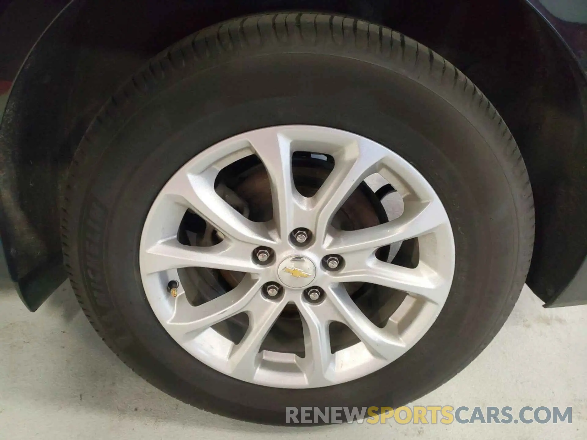 7 Photograph of a damaged car 2GNAXTEV3K6257970 CHEVROLET EQUINOX 2019