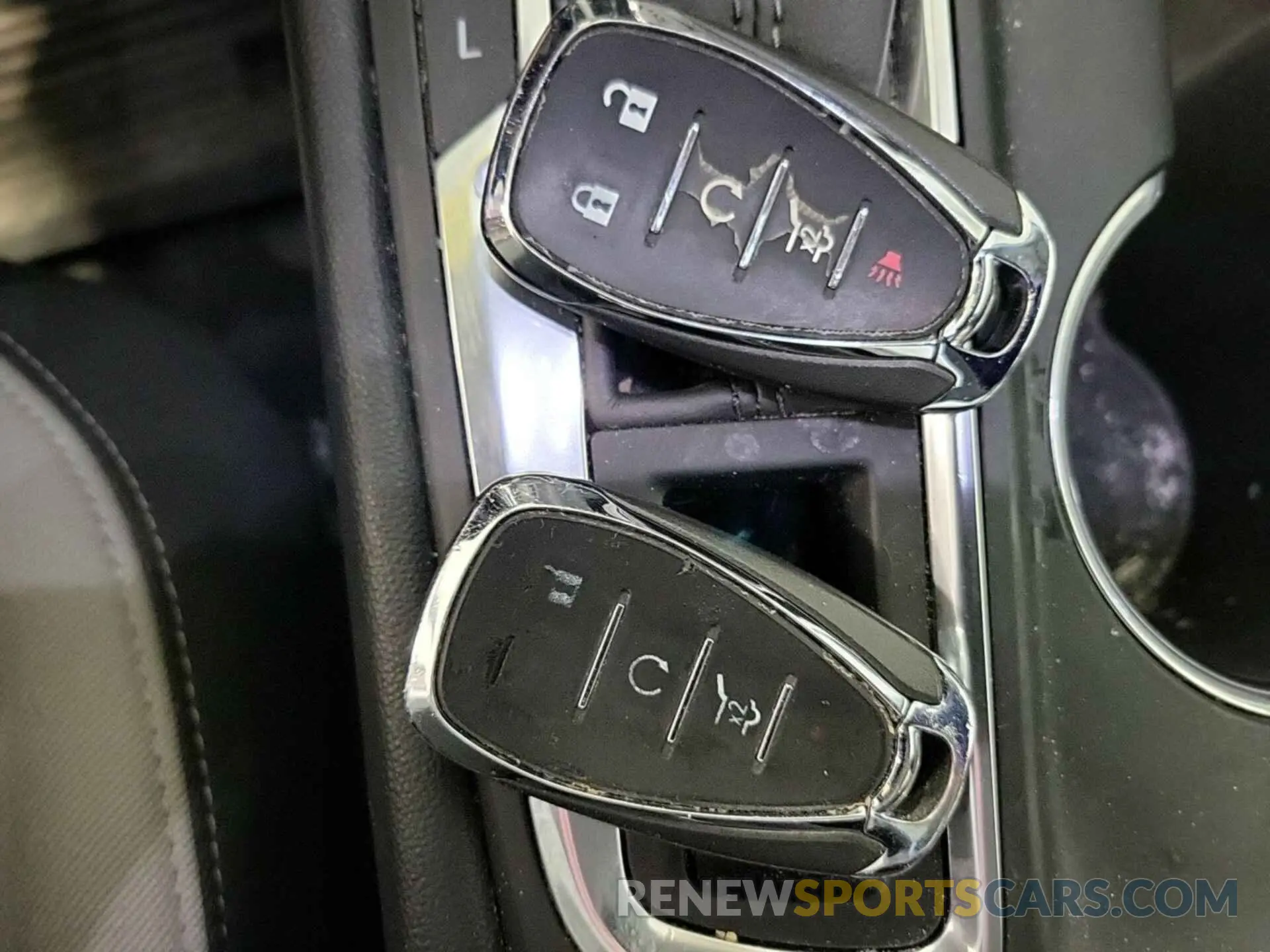 14 Photograph of a damaged car 2GNAXTEV3K6258911 CHEVROLET EQUINOX 2019