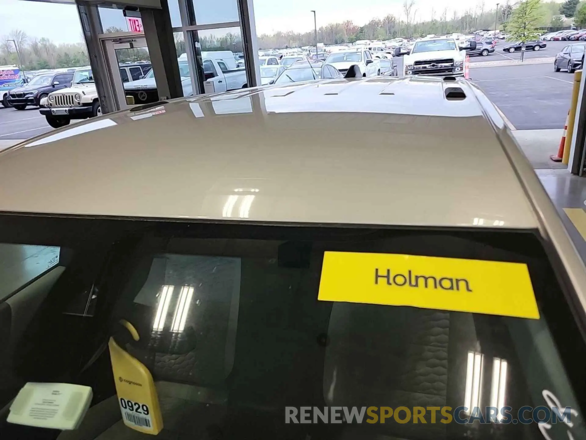 2 Photograph of a damaged car 2GNAXTEV3K6258911 CHEVROLET EQUINOX 2019