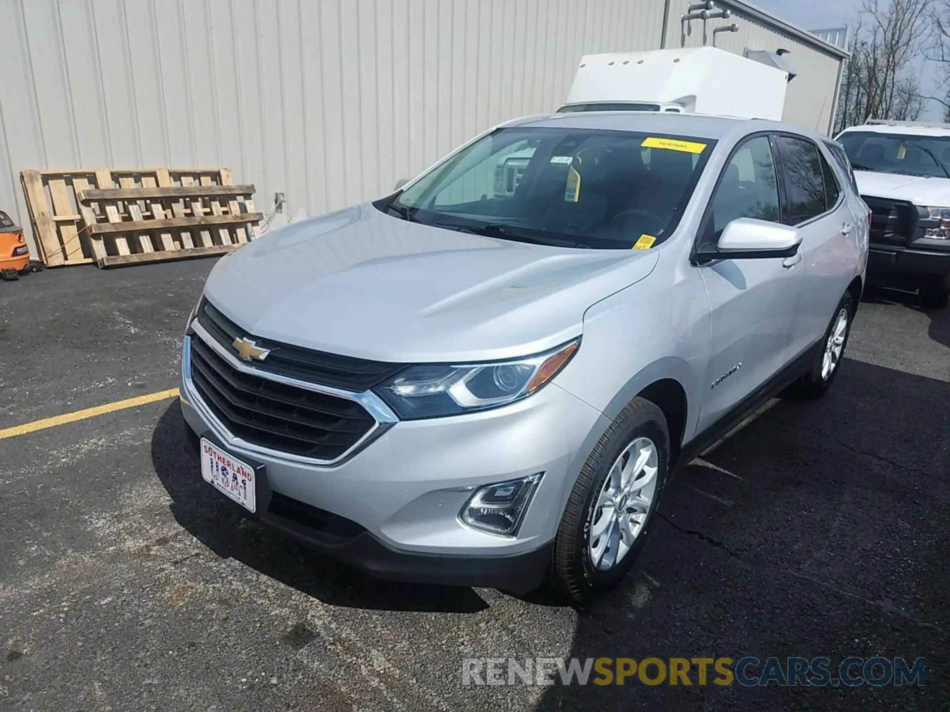4 Photograph of a damaged car 2GNAXTEV3K6258911 CHEVROLET EQUINOX 2019