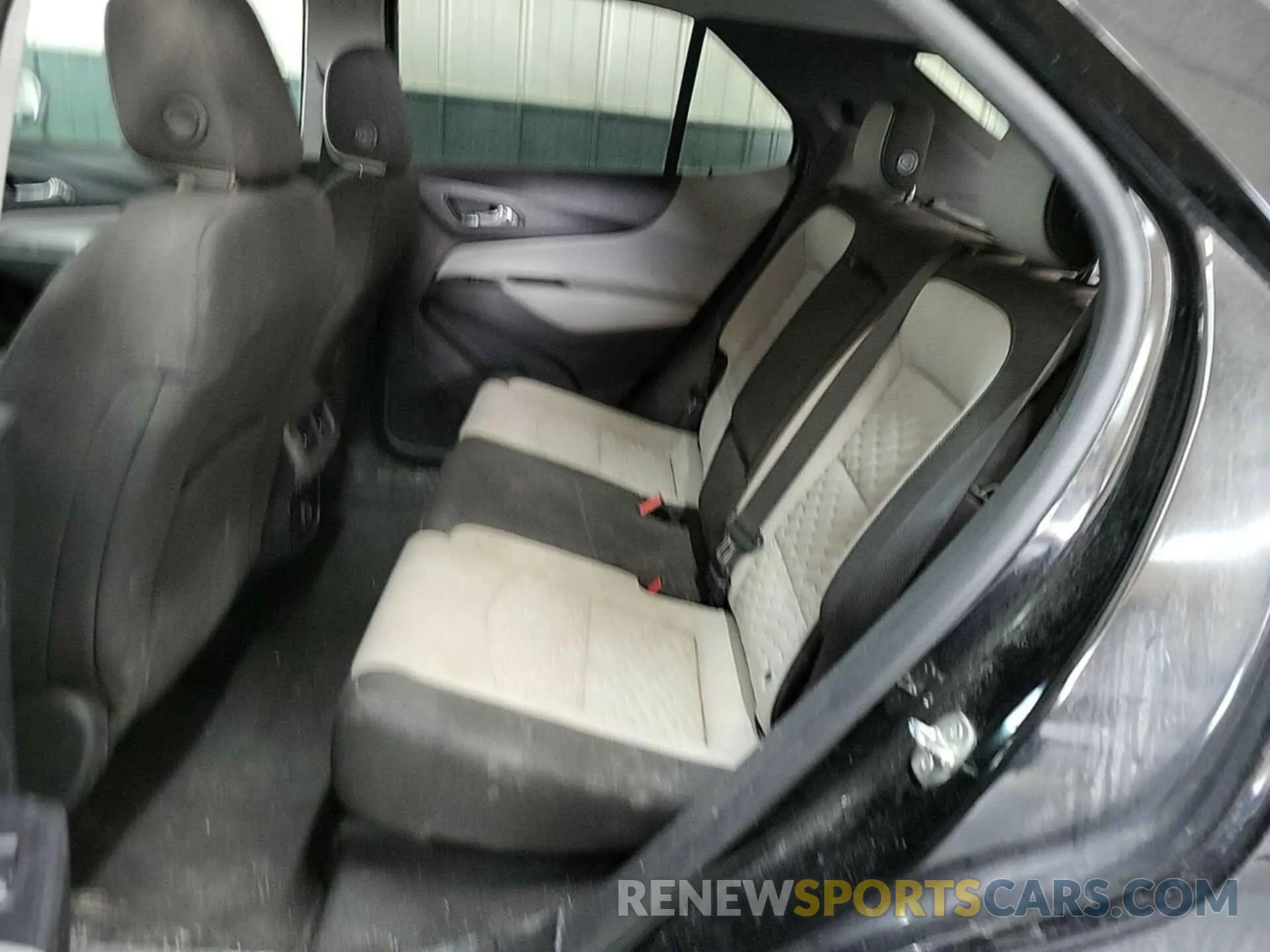 21 Photograph of a damaged car 2GNAXTEV4K6199254 CHEVROLET EQUINOX 2019