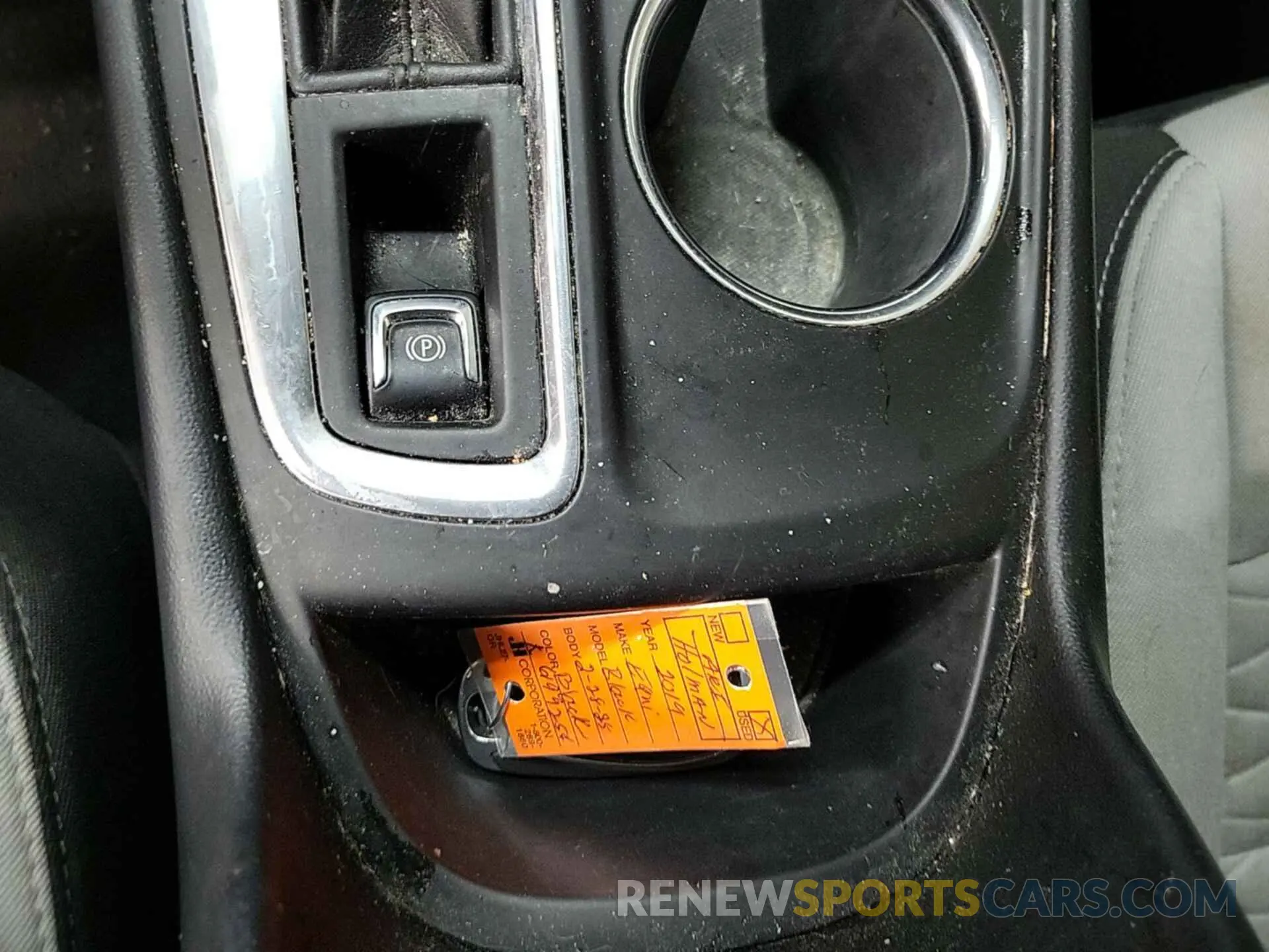 29 Photograph of a damaged car 2GNAXTEV4K6199254 CHEVROLET EQUINOX 2019