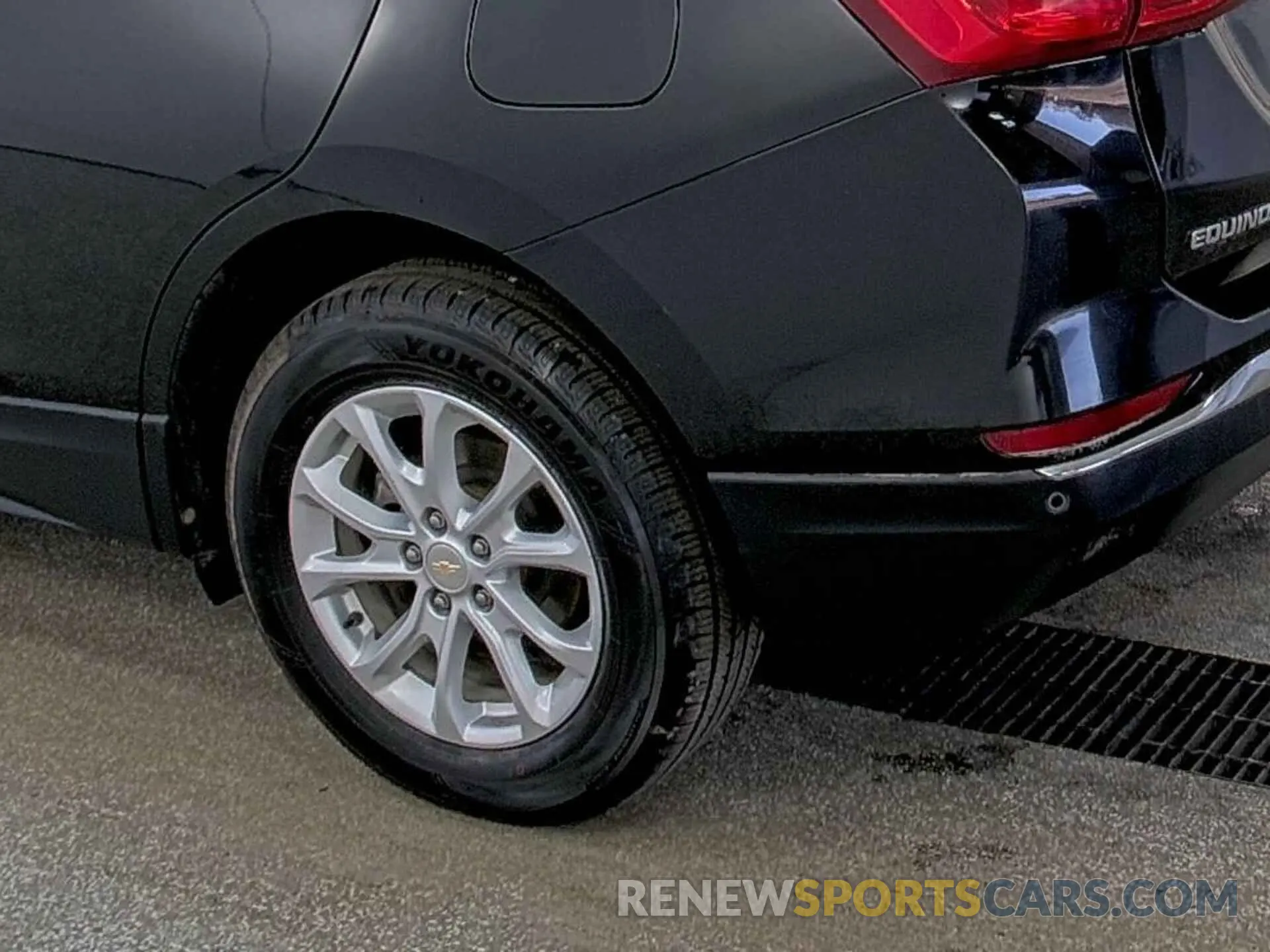 3 Photograph of a damaged car 2GNAXTEV4K6199254 CHEVROLET EQUINOX 2019