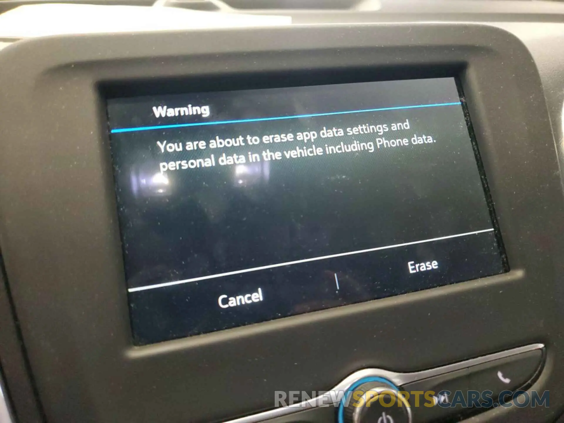5 Photograph of a damaged car 2GNAXTEV4K6253717 CHEVROLET EQUINOX 2019
