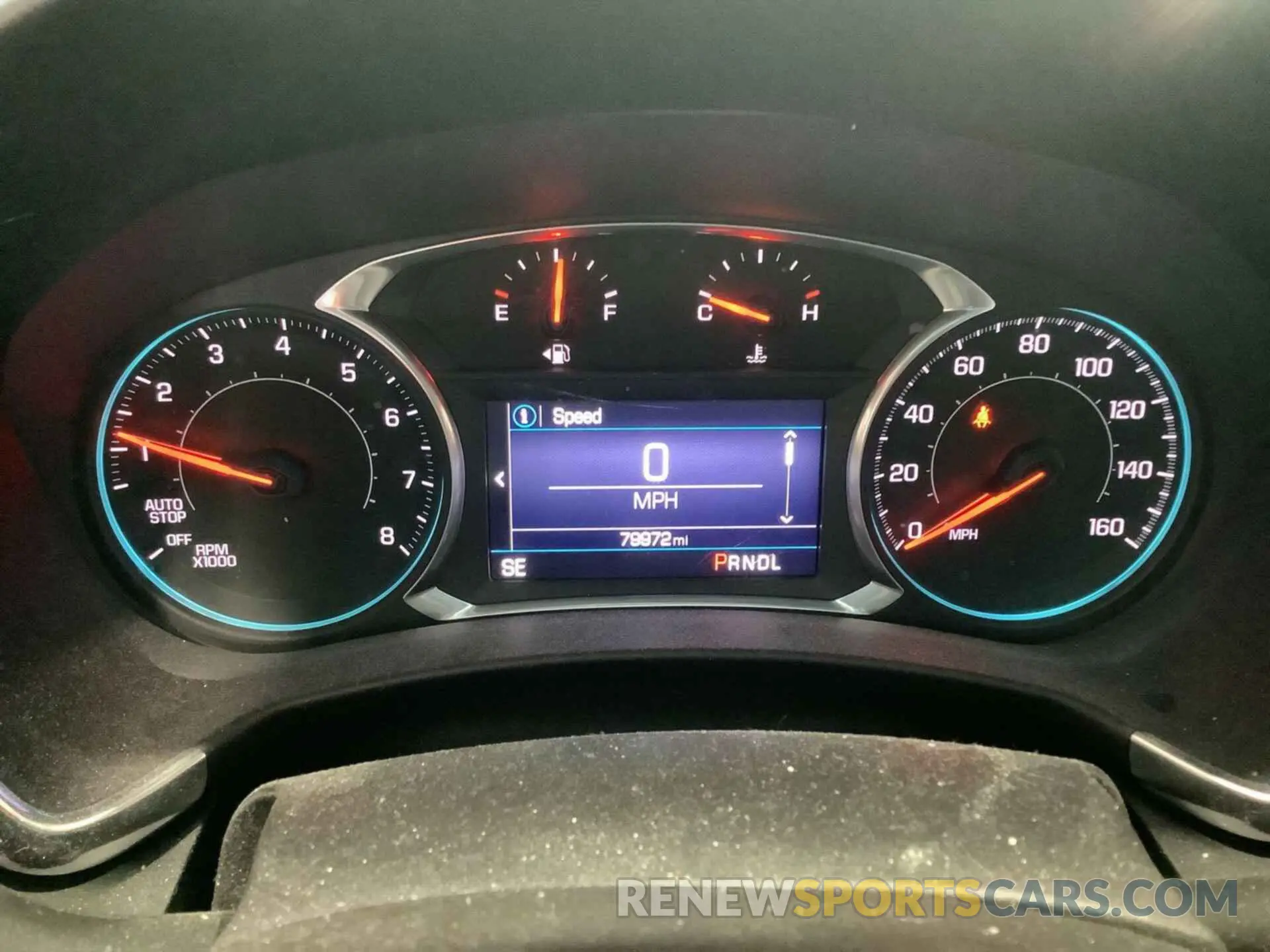 17 Photograph of a damaged car 2GNAXTEV4K6259596 CHEVROLET EQUINOX 2019