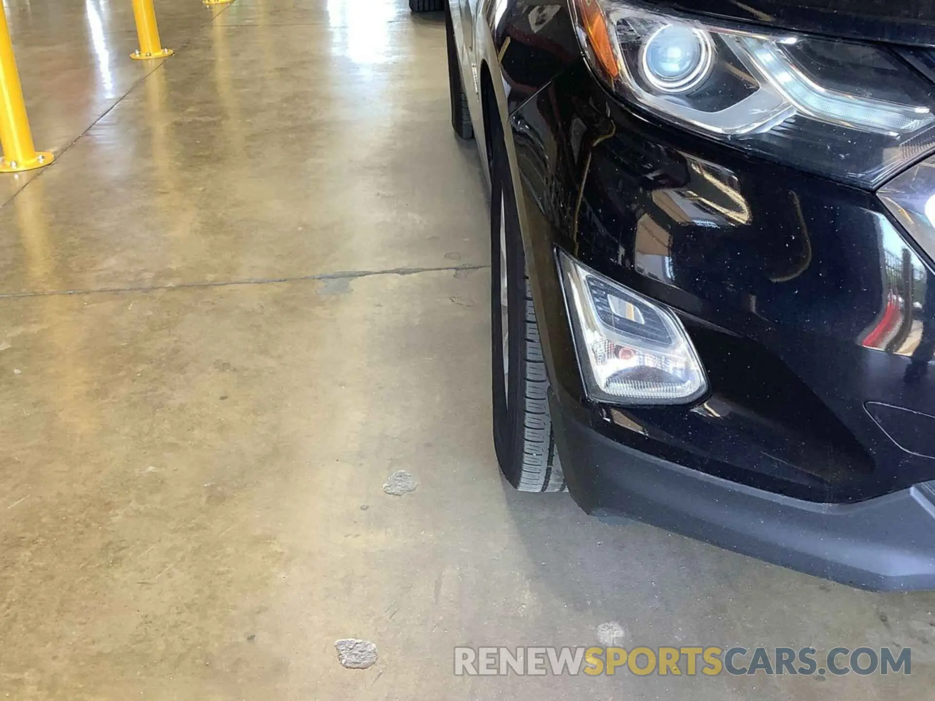 5 Photograph of a damaged car 2GNAXTEV4K6259596 CHEVROLET EQUINOX 2019