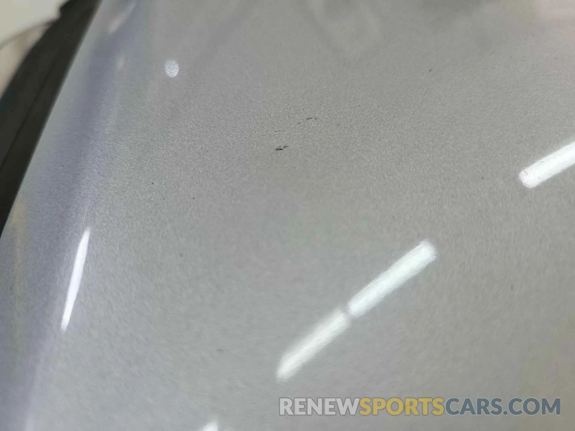 28 Photograph of a damaged car 2GNAXTEV5K6195679 CHEVROLET EQUINOX 2019
