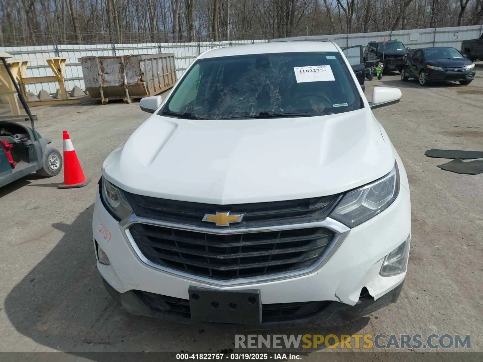 12 Photograph of a damaged car 2GNAXTEV6K6152713 CHEVROLET EQUINOX 2019