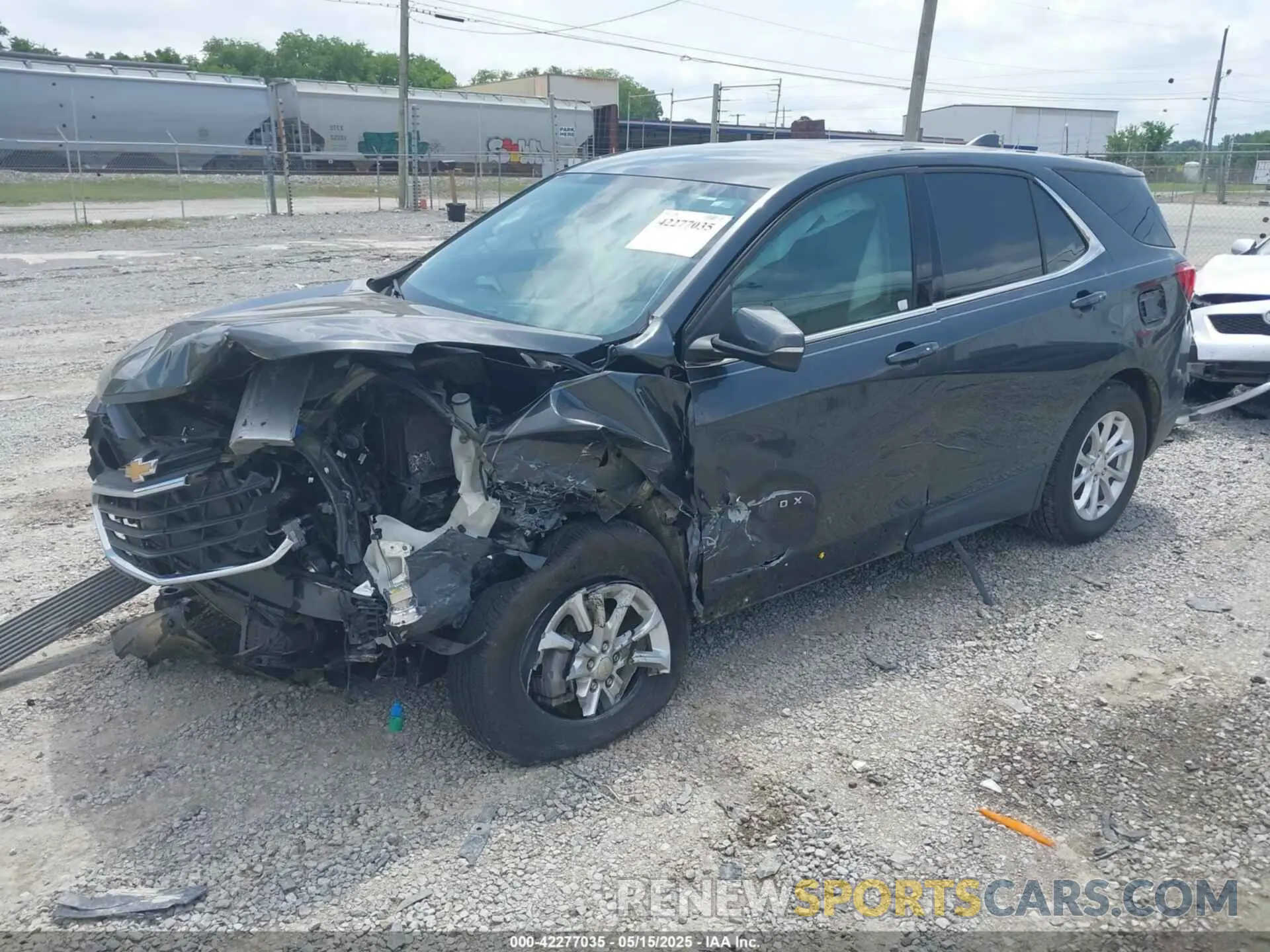 2 Photograph of a damaged car 2GNAXTEV6K6190023 CHEVROLET EQUINOX 2019