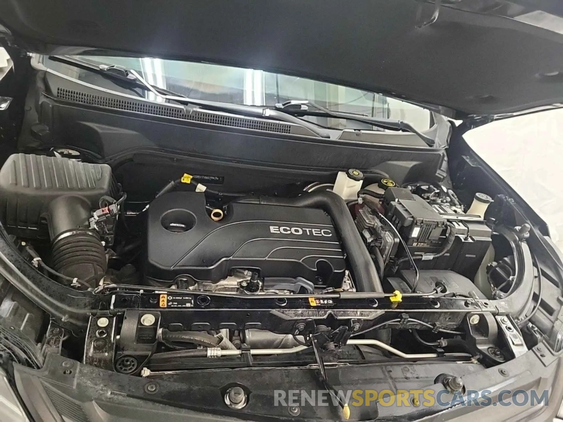 10 Photograph of a damaged car 2GNAXTEV6K6199479 CHEVROLET EQUINOX 2019