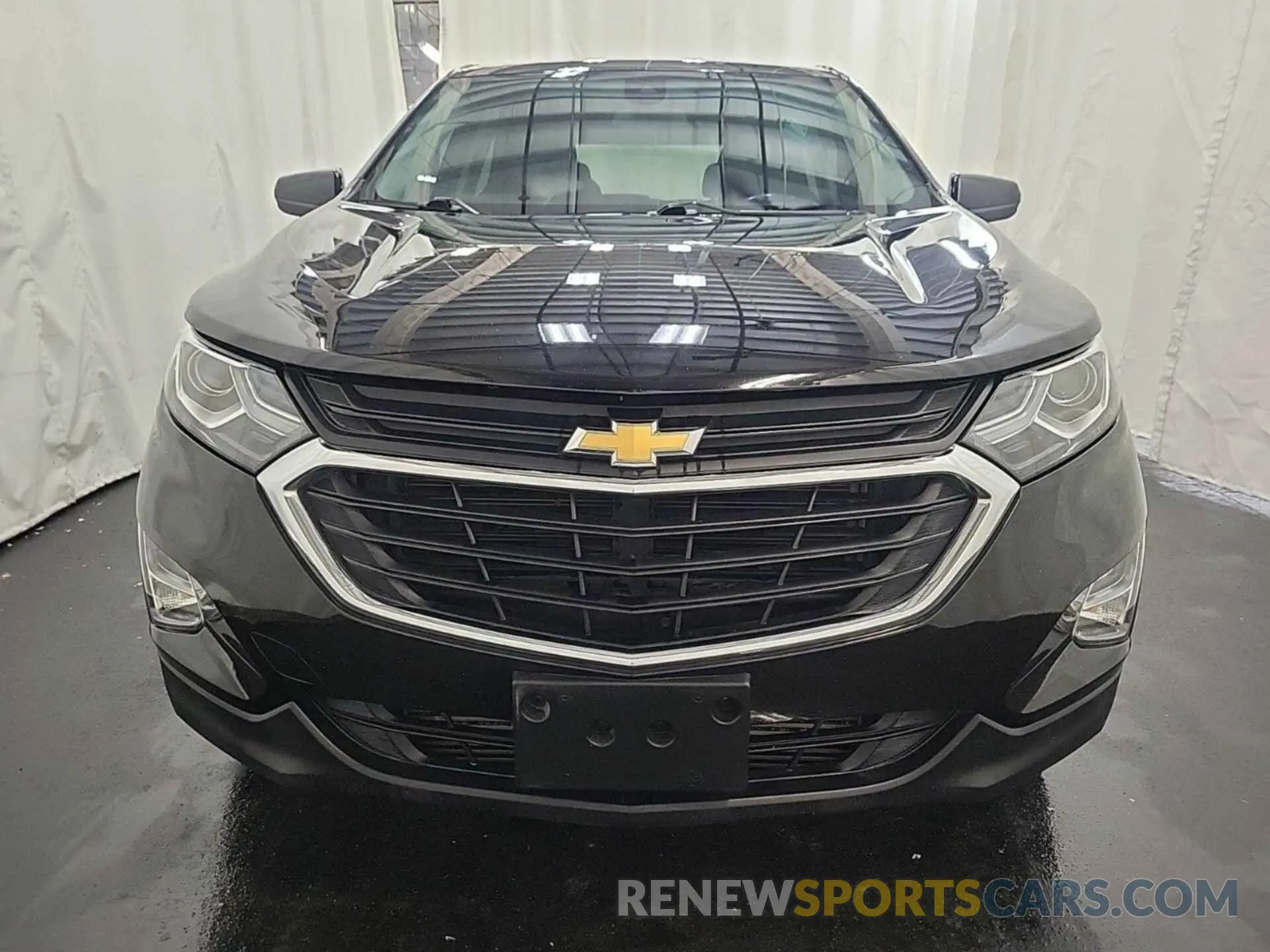 16 Photograph of a damaged car 2GNAXTEV6K6199479 CHEVROLET EQUINOX 2019