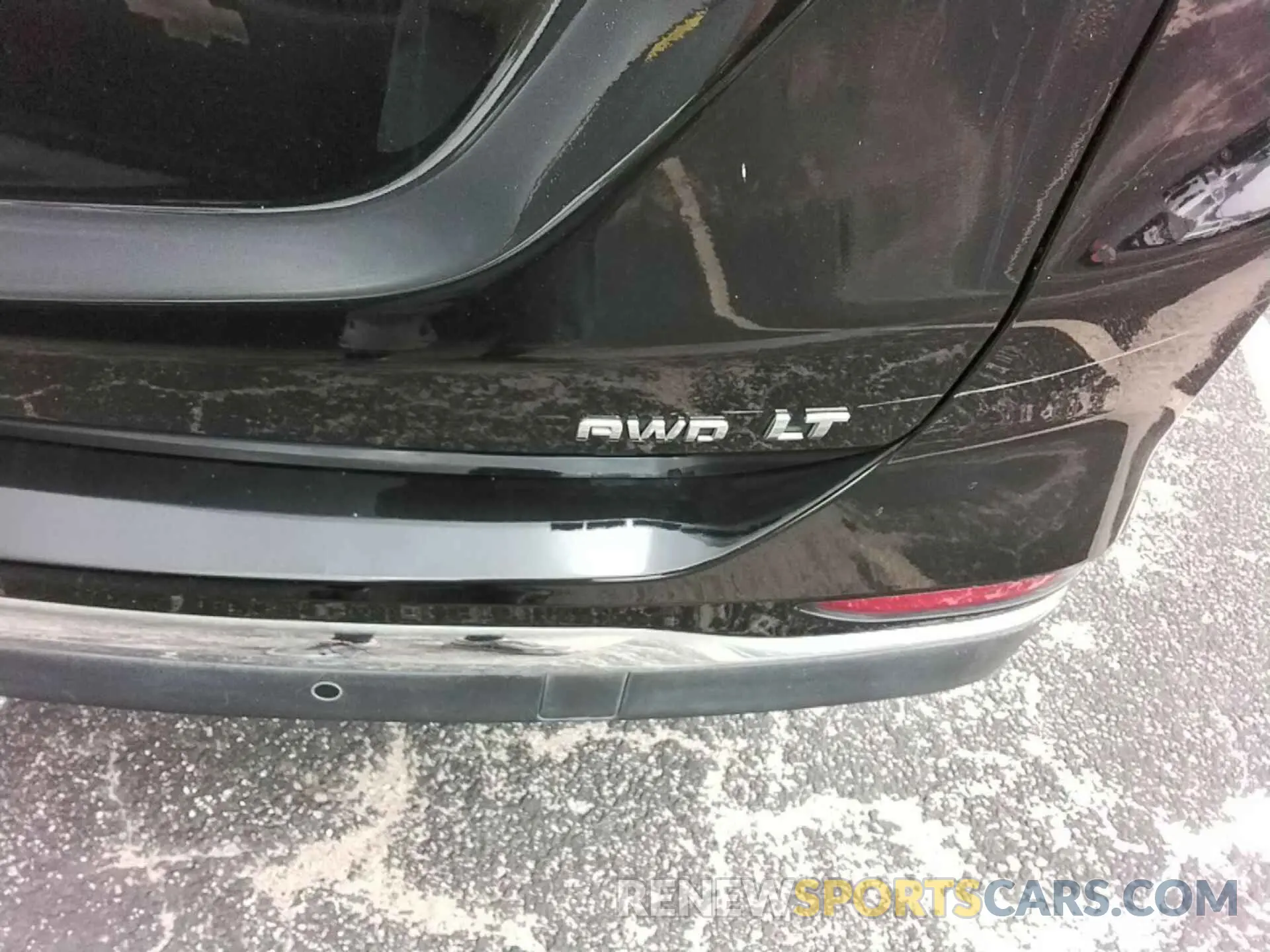 3 Photograph of a damaged car 2GNAXTEV6K6258742 CHEVROLET EQUINOX 2019