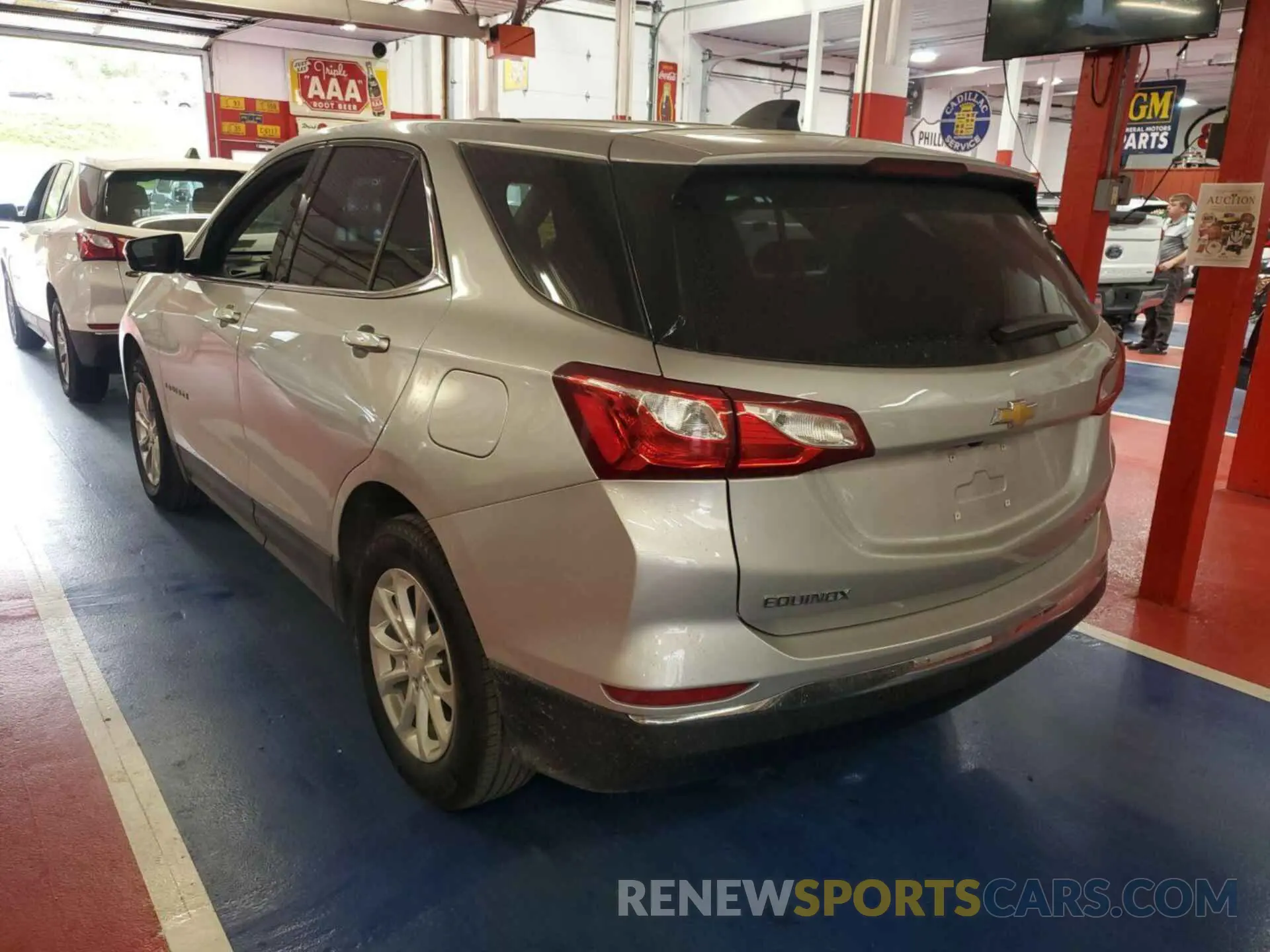 16 Photograph of a damaged car 2GNAXTEV6K6260331 CHEVROLET EQUINOX 2019