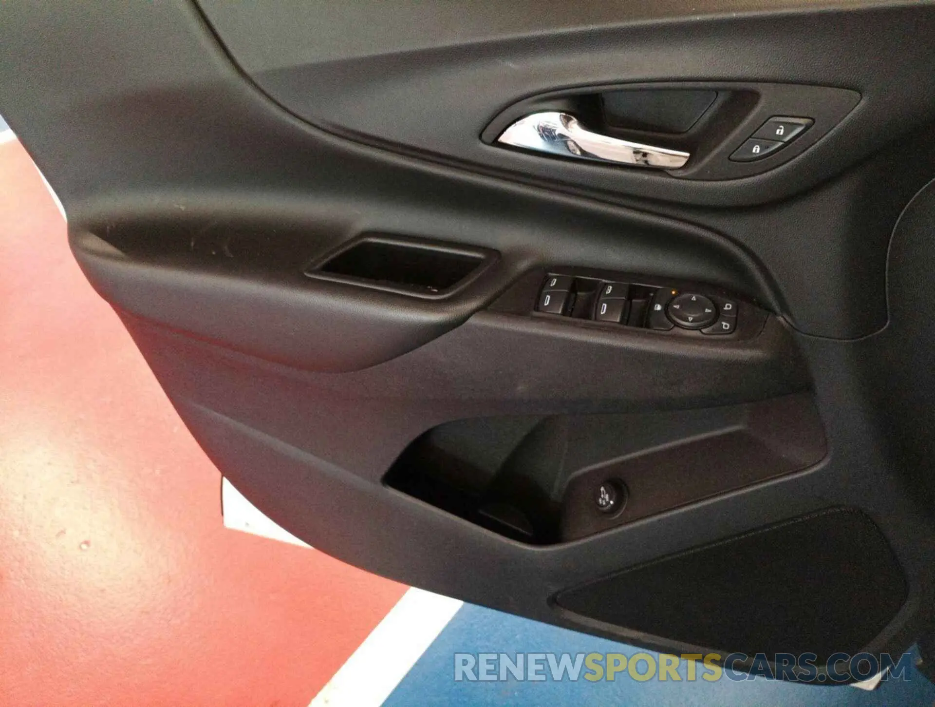 11 Photograph of a damaged car 2GNAXTEV7K6163705 CHEVROLET EQUINOX 2019