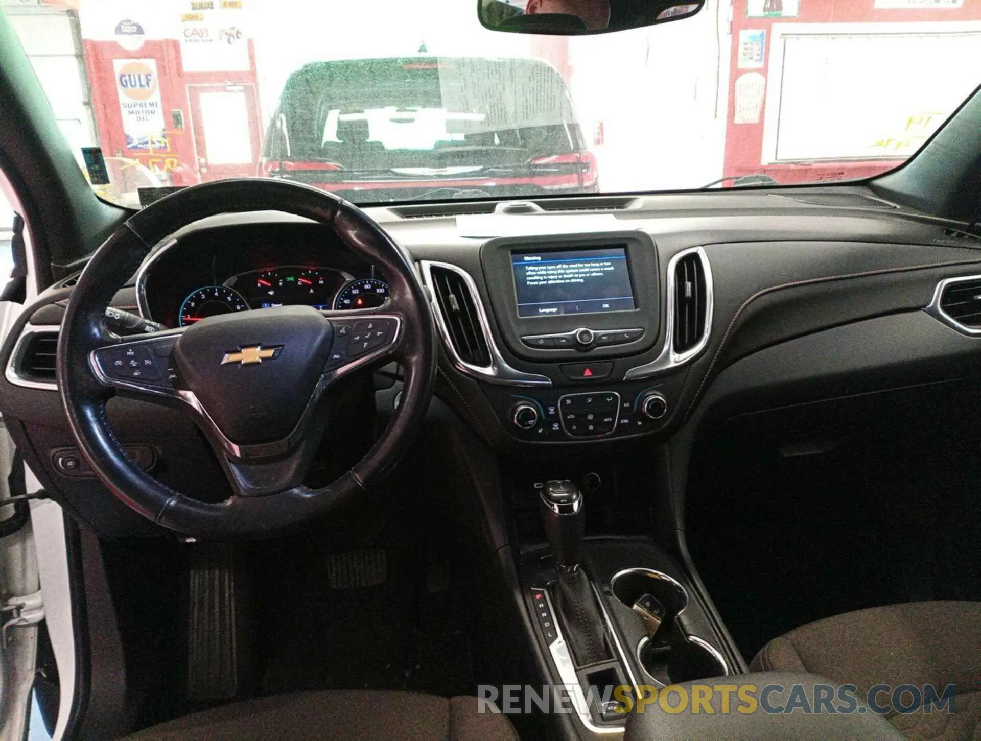 30 Photograph of a damaged car 2GNAXTEV7K6163705 CHEVROLET EQUINOX 2019