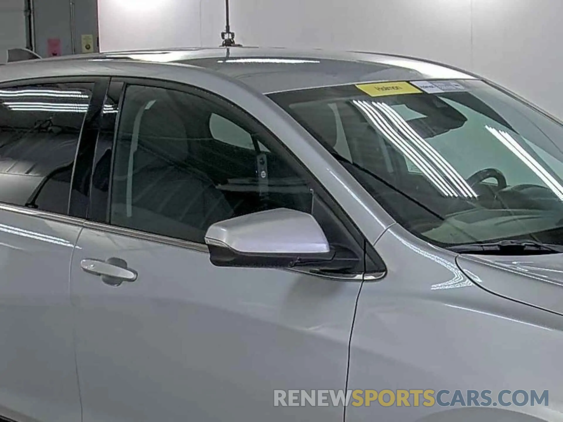 24 Photograph of a damaged car 2GNAXTEV7K6165213 CHEVROLET EQUINOX 2019