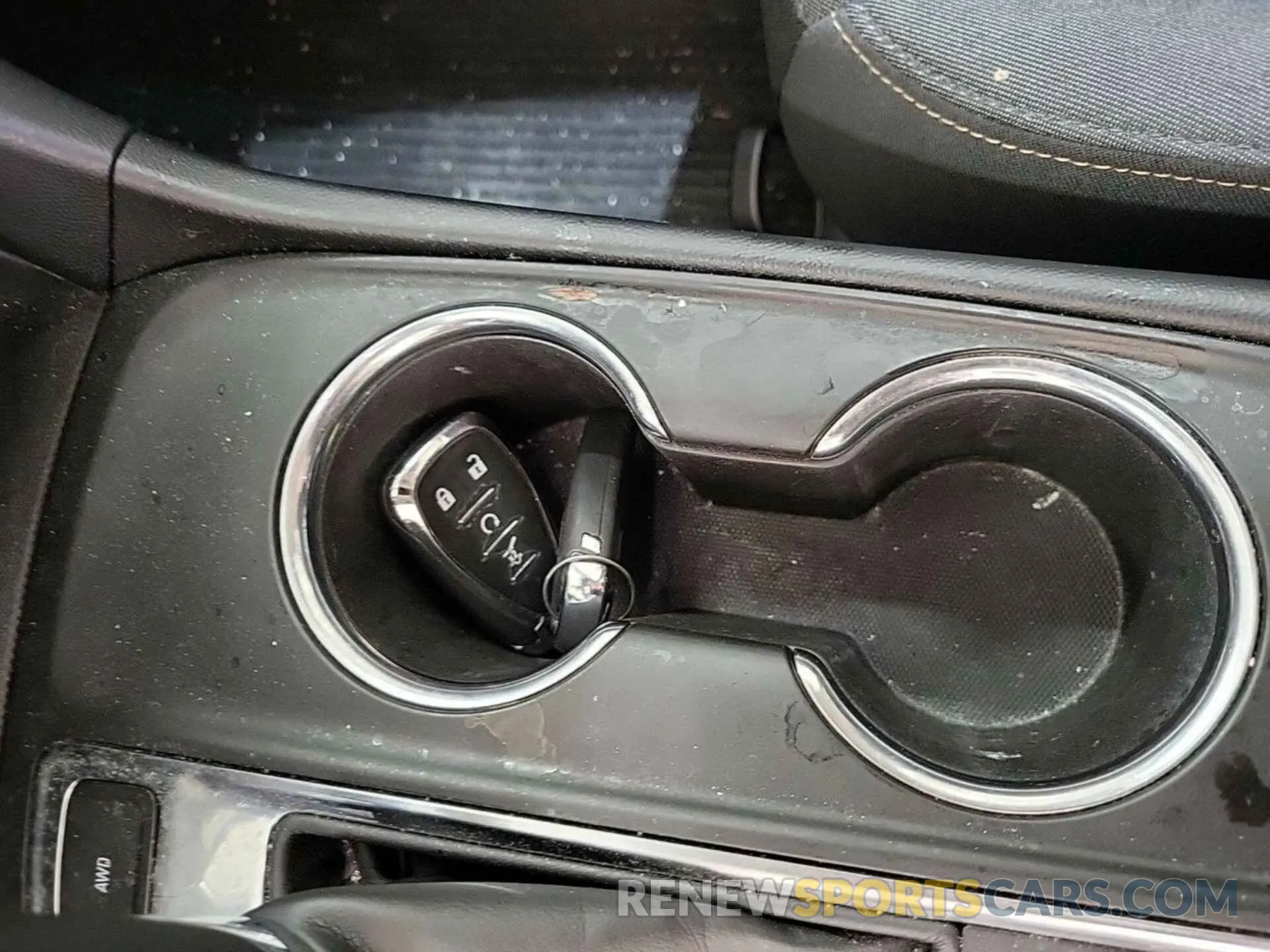 6 Photograph of a damaged car 2GNAXTEV7K6165213 CHEVROLET EQUINOX 2019