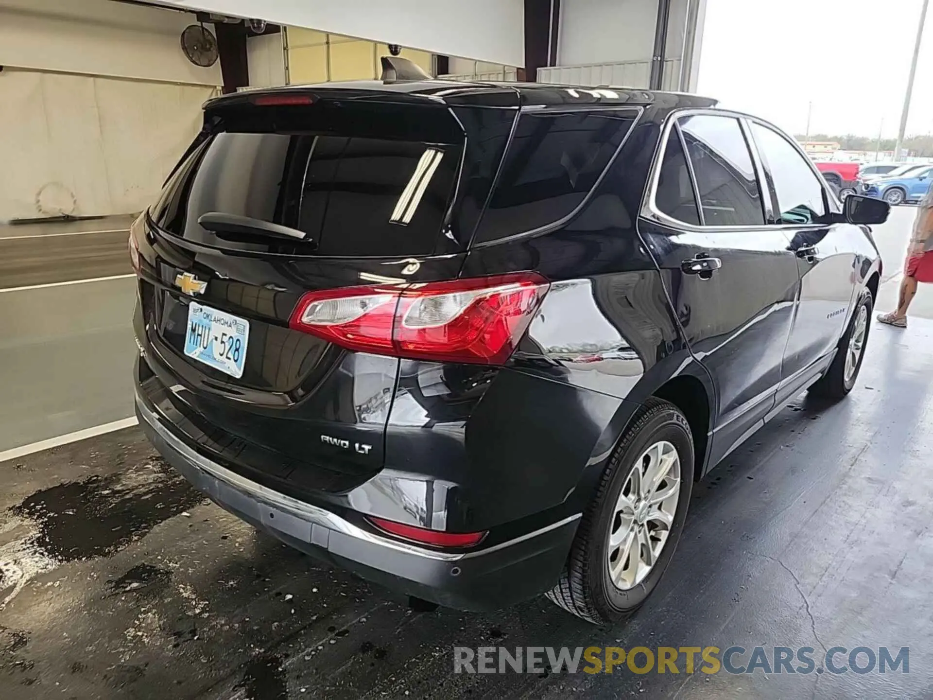 15 Photograph of a damaged car 2GNAXTEV7K6165485 CHEVROLET EQUINOX 2019