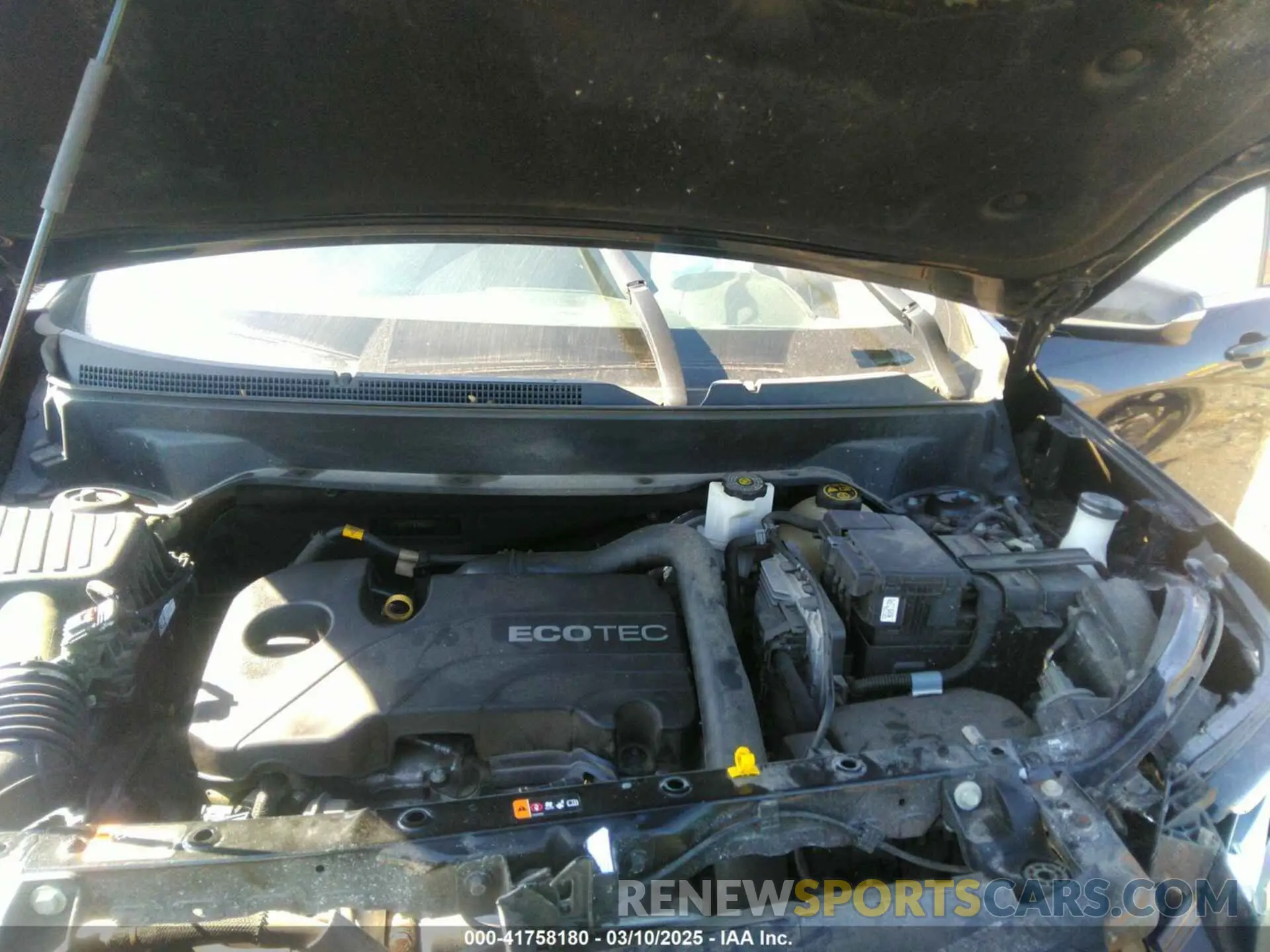 10 Photograph of a damaged car 2GNAXTEV7K6165888 CHEVROLET EQUINOX 2019
