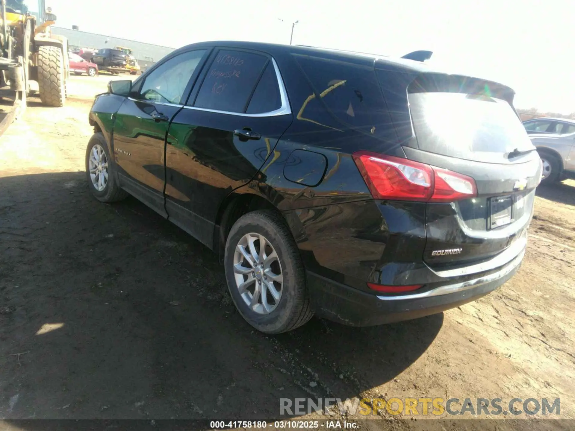3 Photograph of a damaged car 2GNAXTEV7K6165888 CHEVROLET EQUINOX 2019