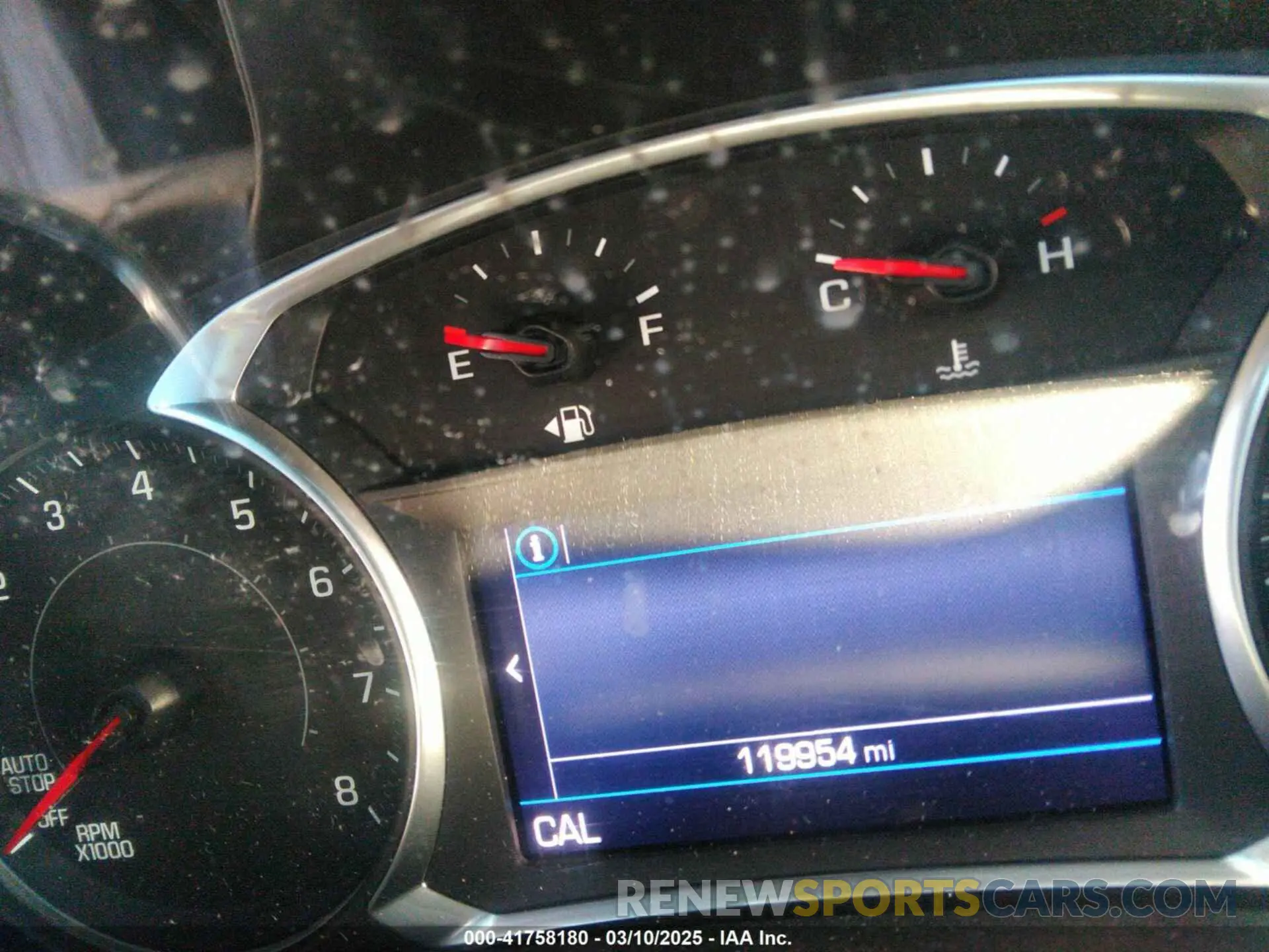 7 Photograph of a damaged car 2GNAXTEV7K6165888 CHEVROLET EQUINOX 2019