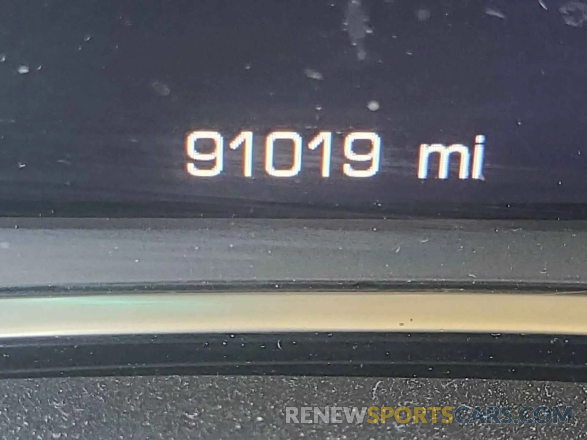 12 Photograph of a damaged car 2GNAXTEV7K6167642 CHEVROLET EQUINOX 2019