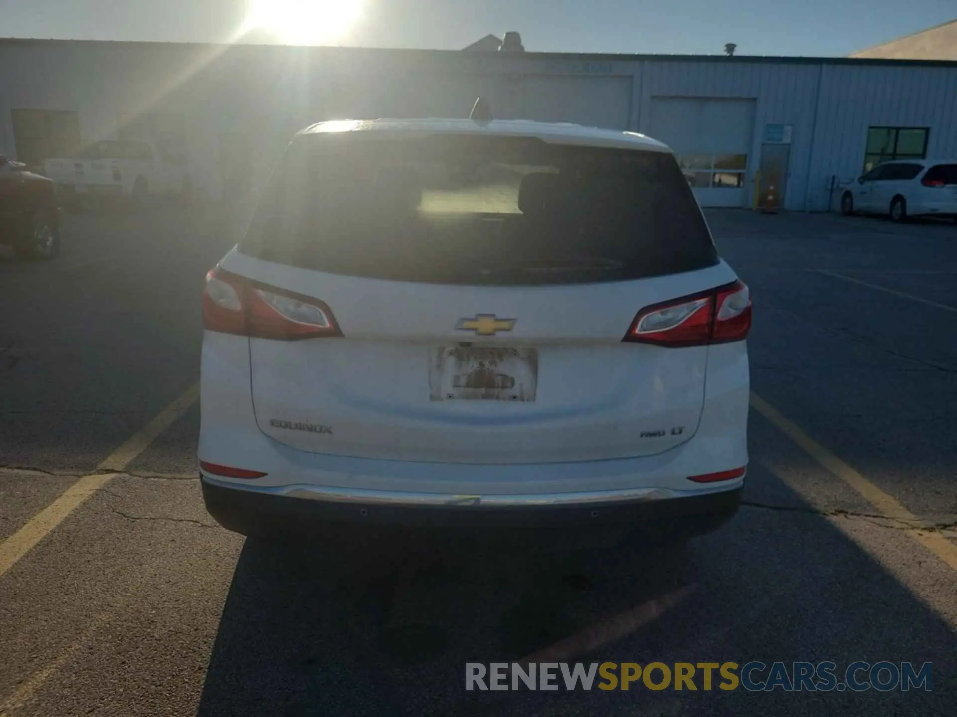 19 Photograph of a damaged car 2GNAXTEV7K6167642 CHEVROLET EQUINOX 2019
